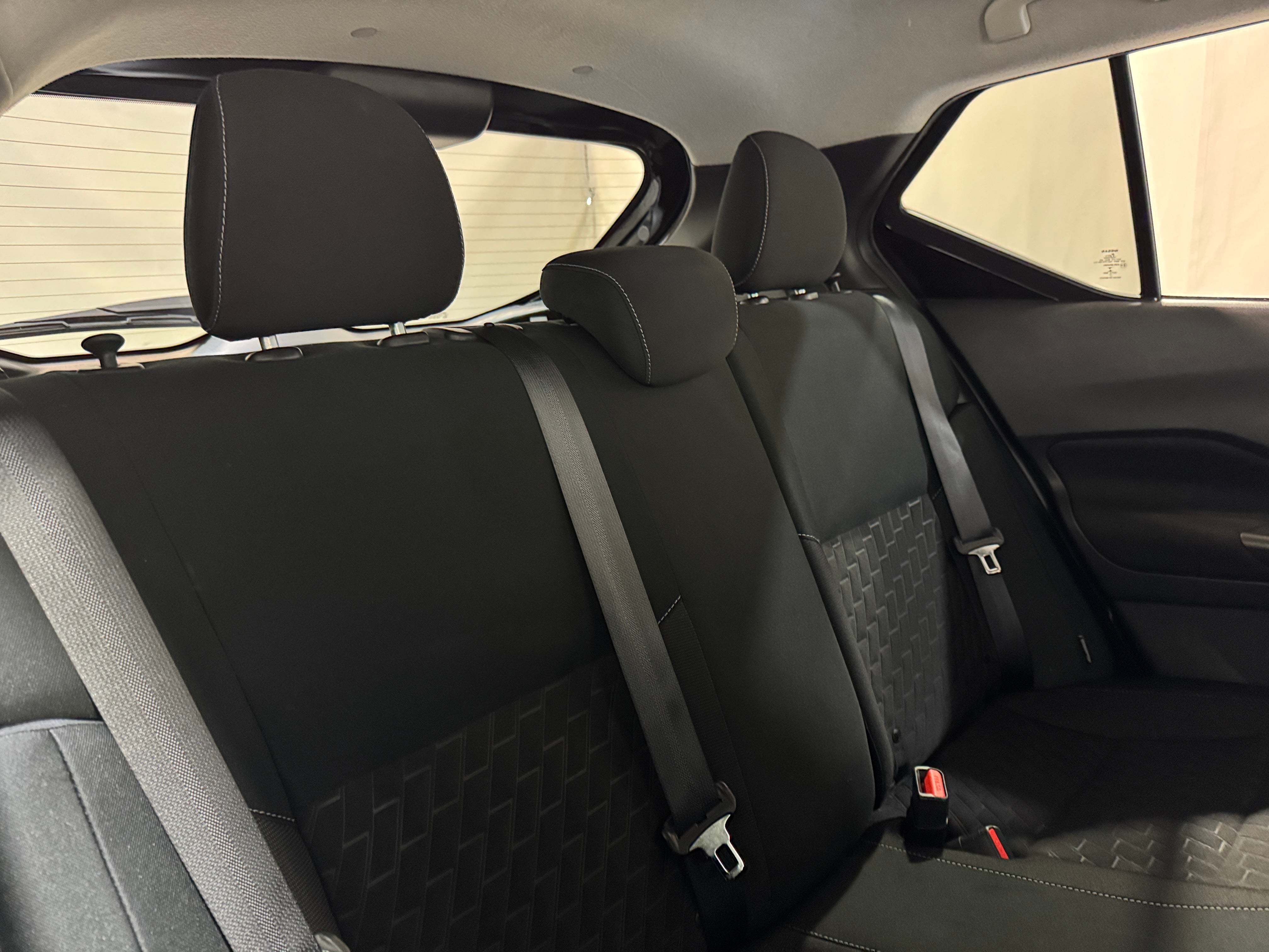2021 Nissan Kicks S 6