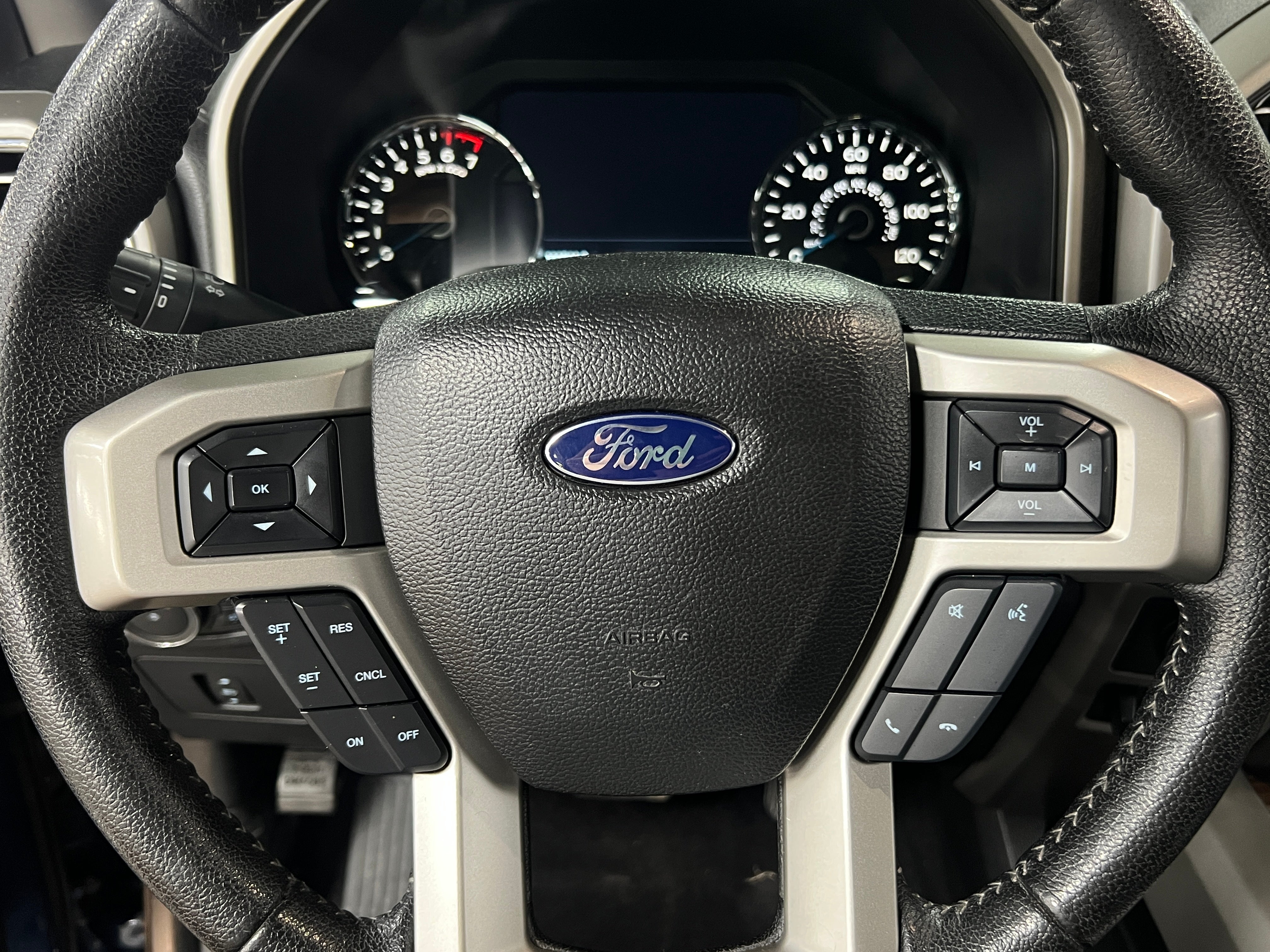 2016 Ford Econoline E-150 4