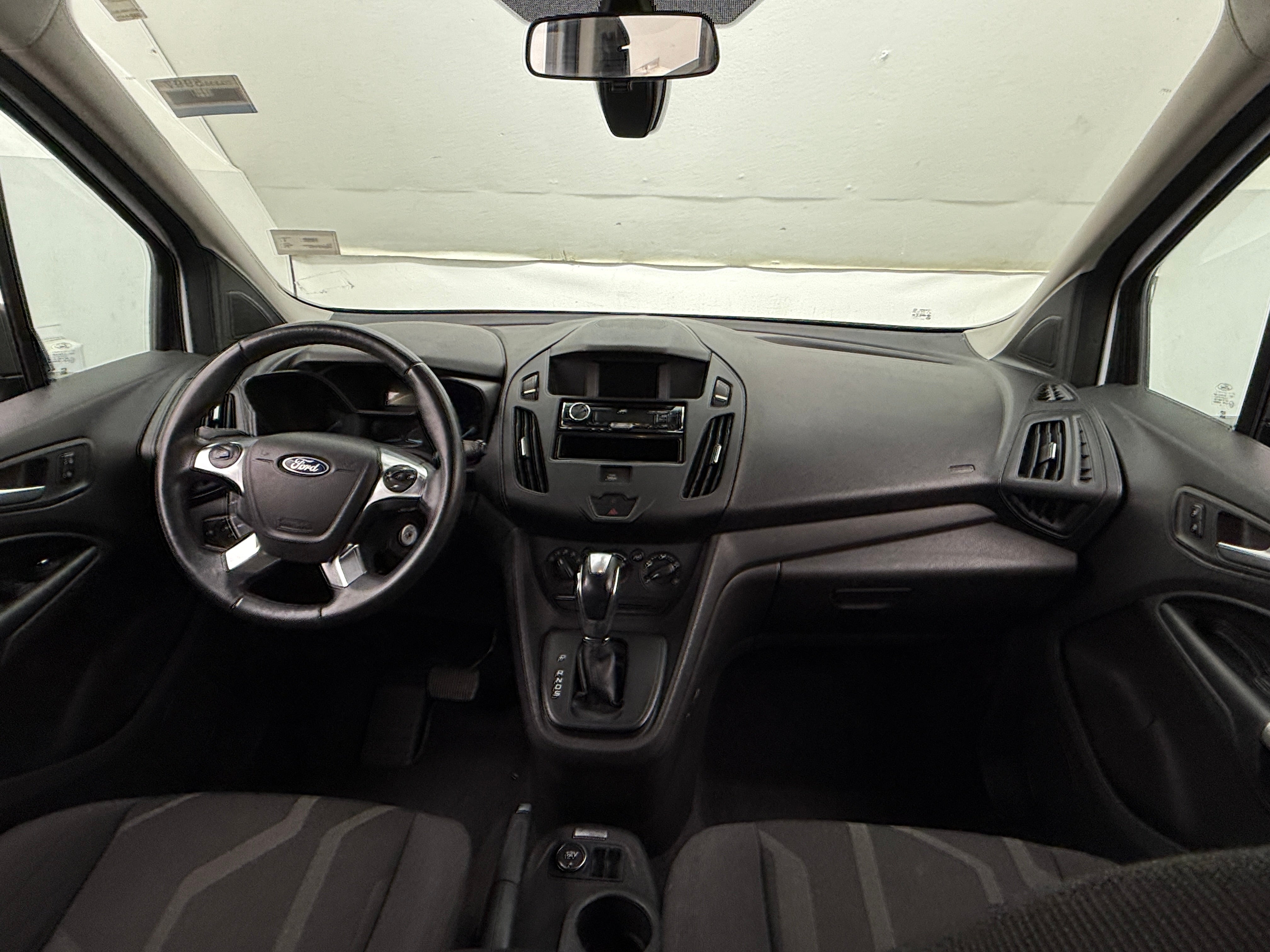 2015 Ford Transit Series Connect XLT 3