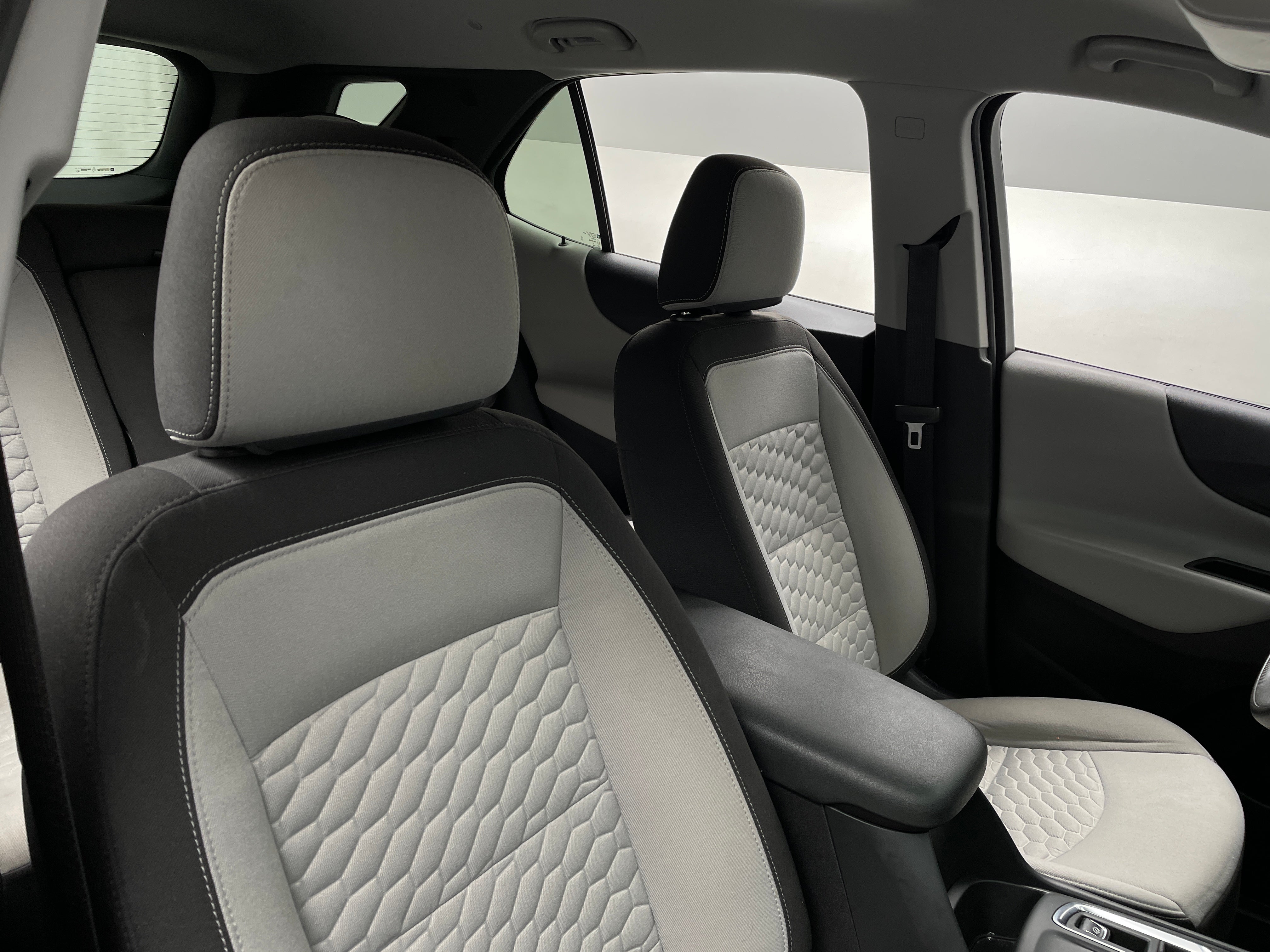 2021 Chevrolet Equinox LT 2