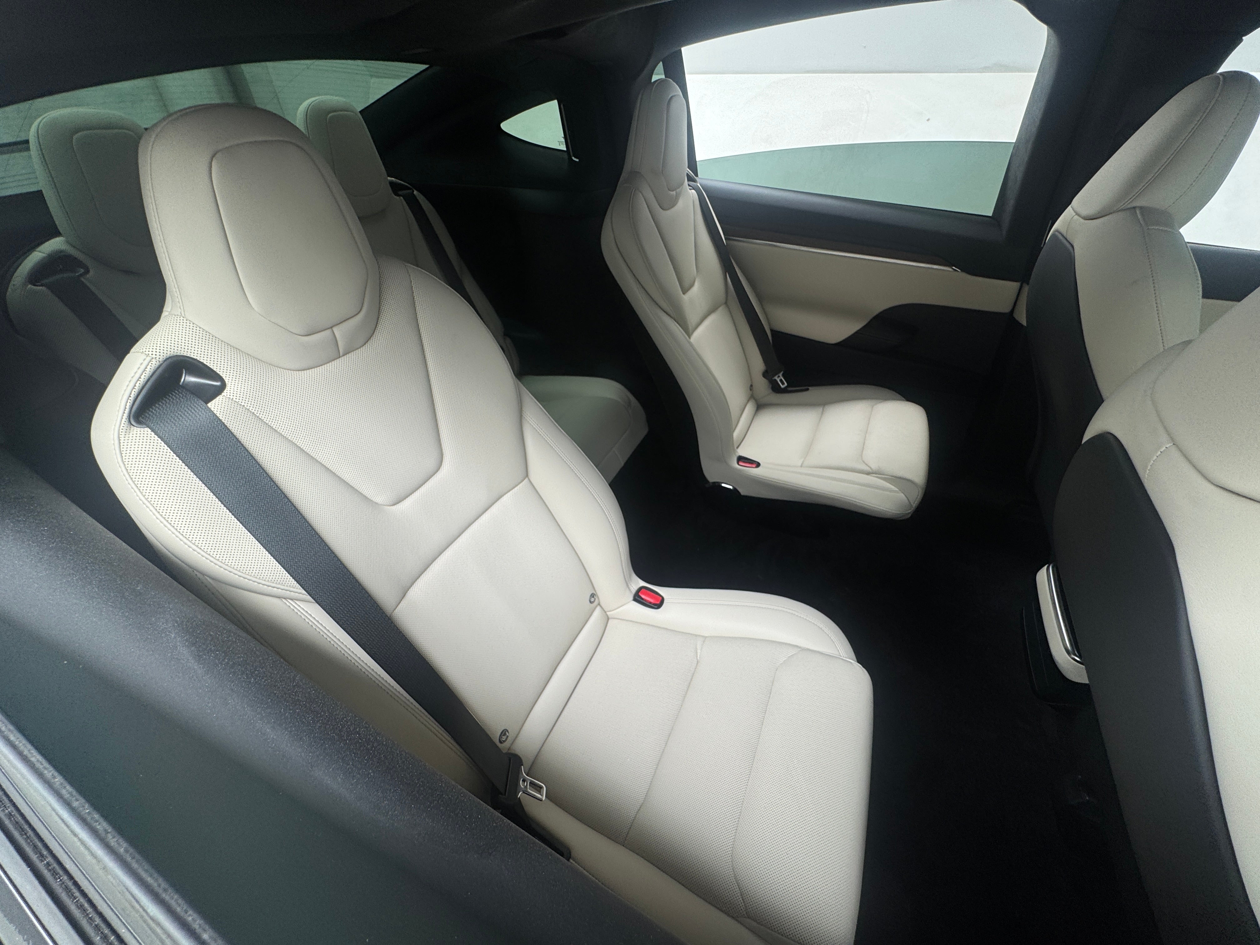 2022 Tesla Model X Long Range 5