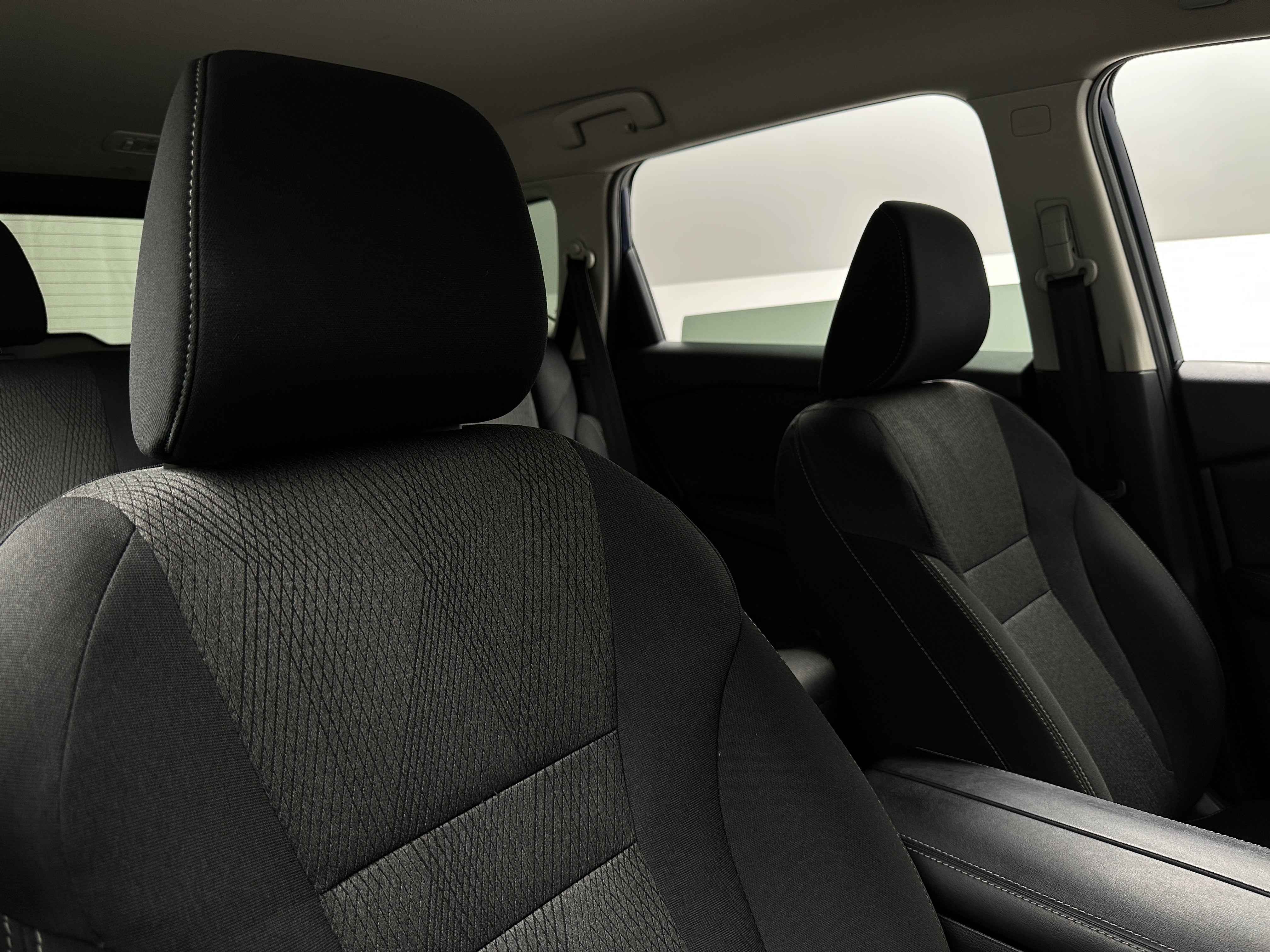 2024 Nissan Rogue SV 2