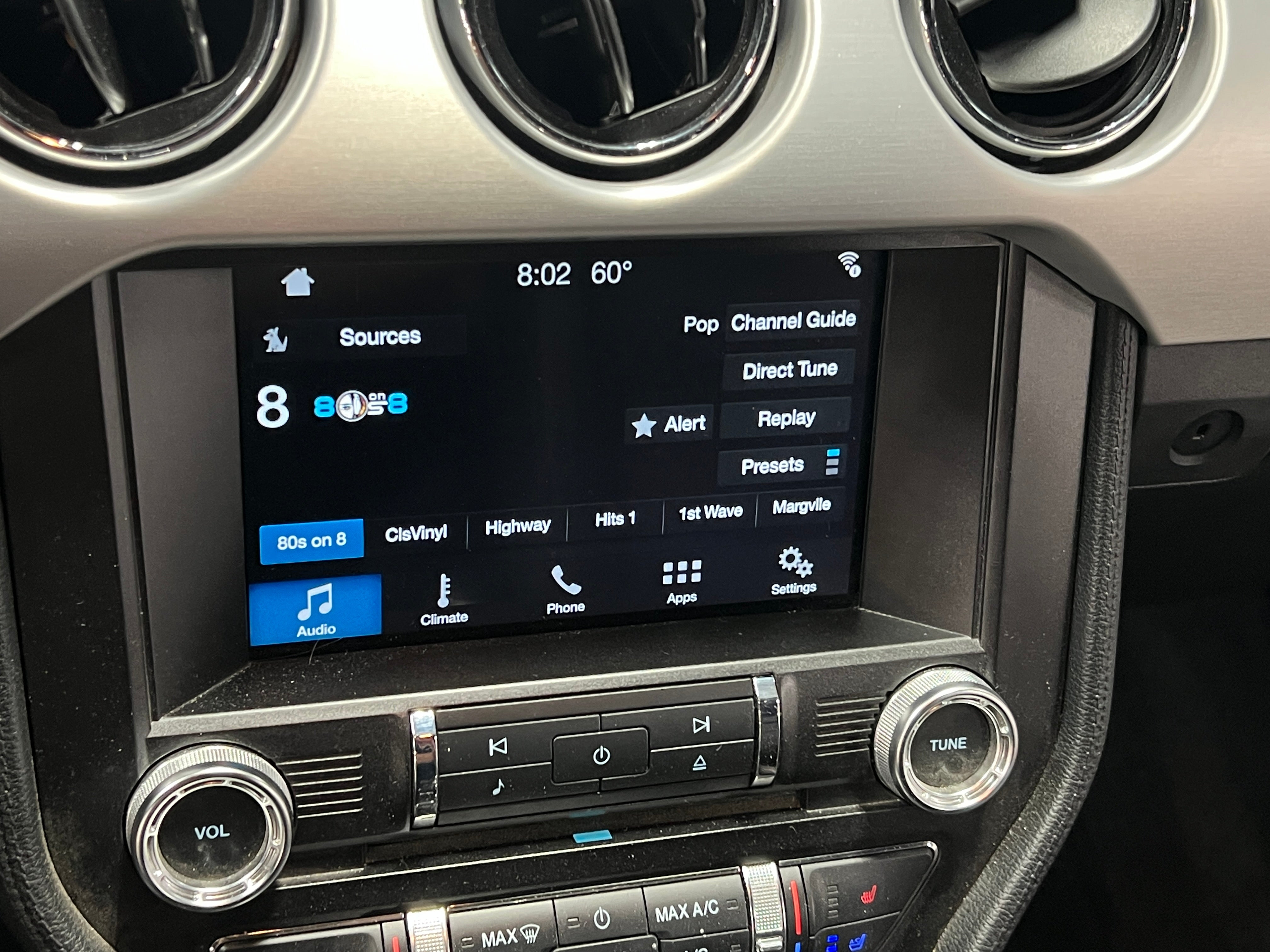 2017 Ford Mustang GT Premium 3