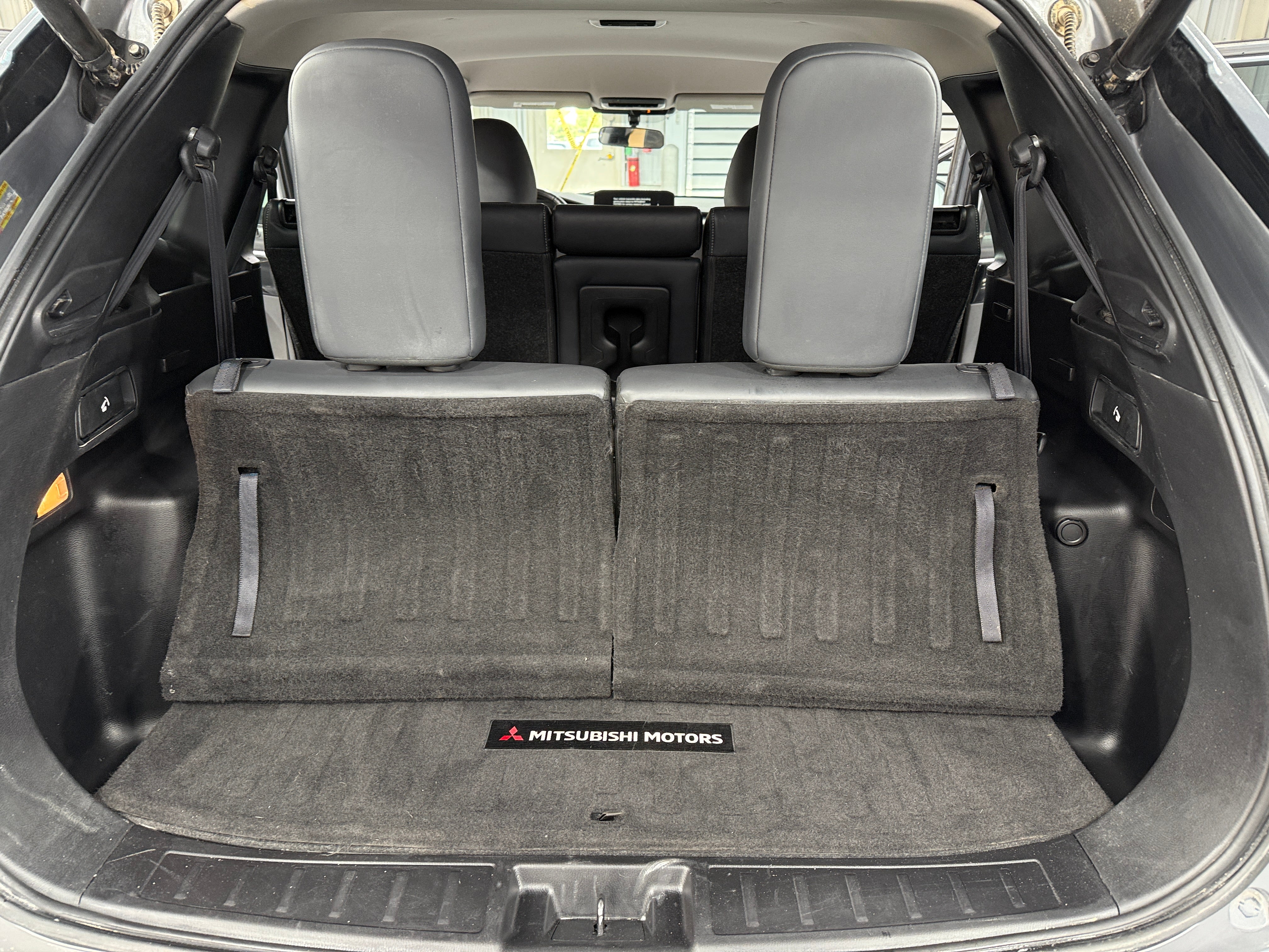 2022 Mitsubishi Outlander SE 6