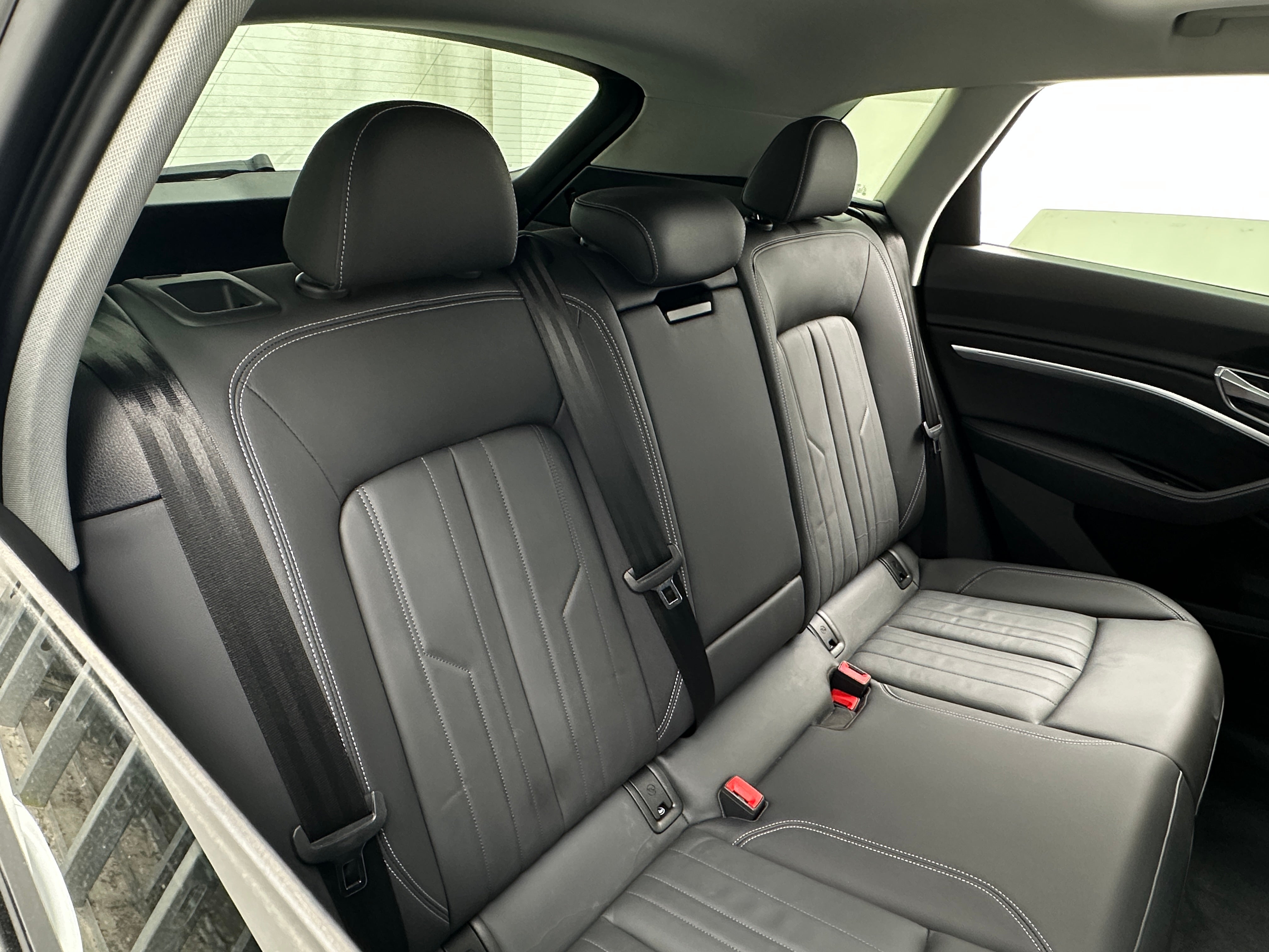 2021 Audi e-tron Premium 5