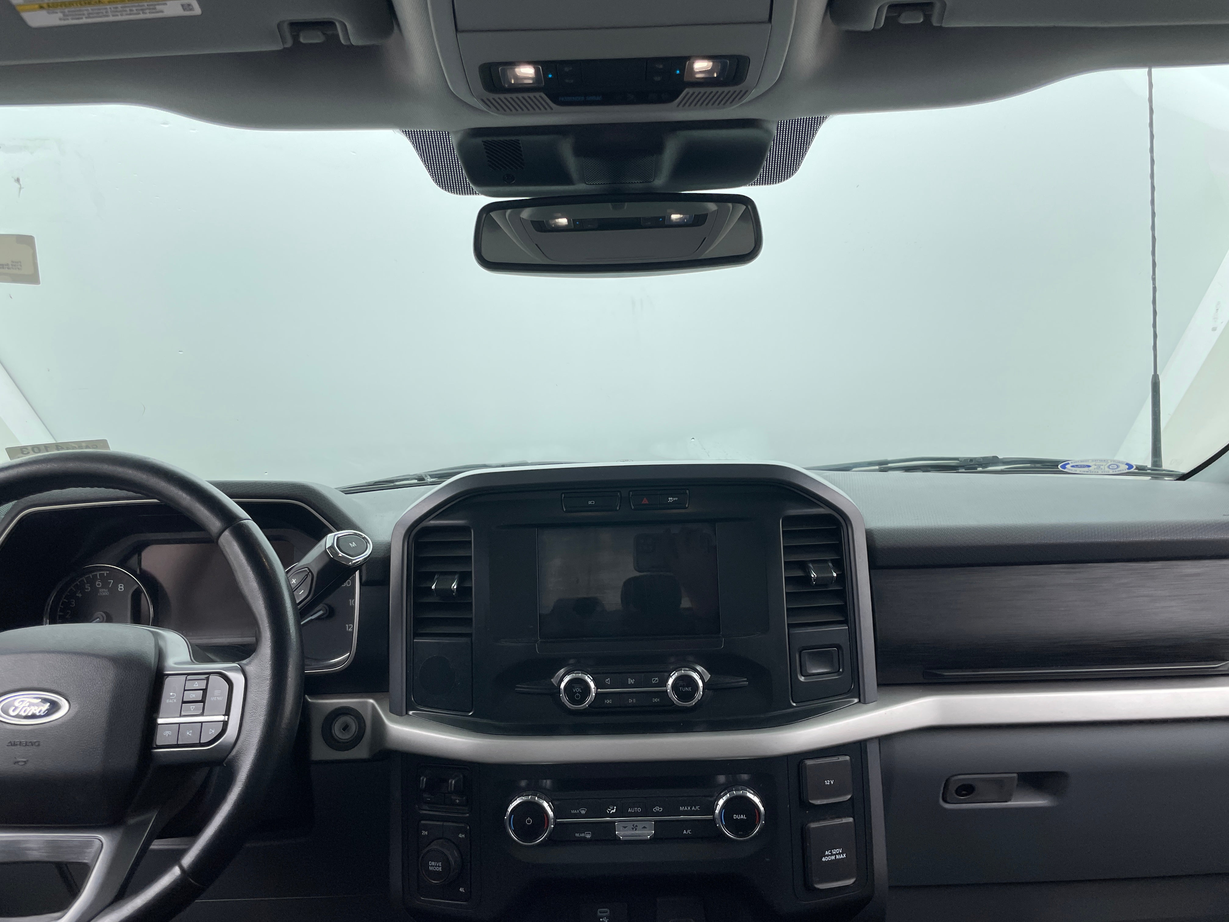 2022 Ford Econoline E-150 3