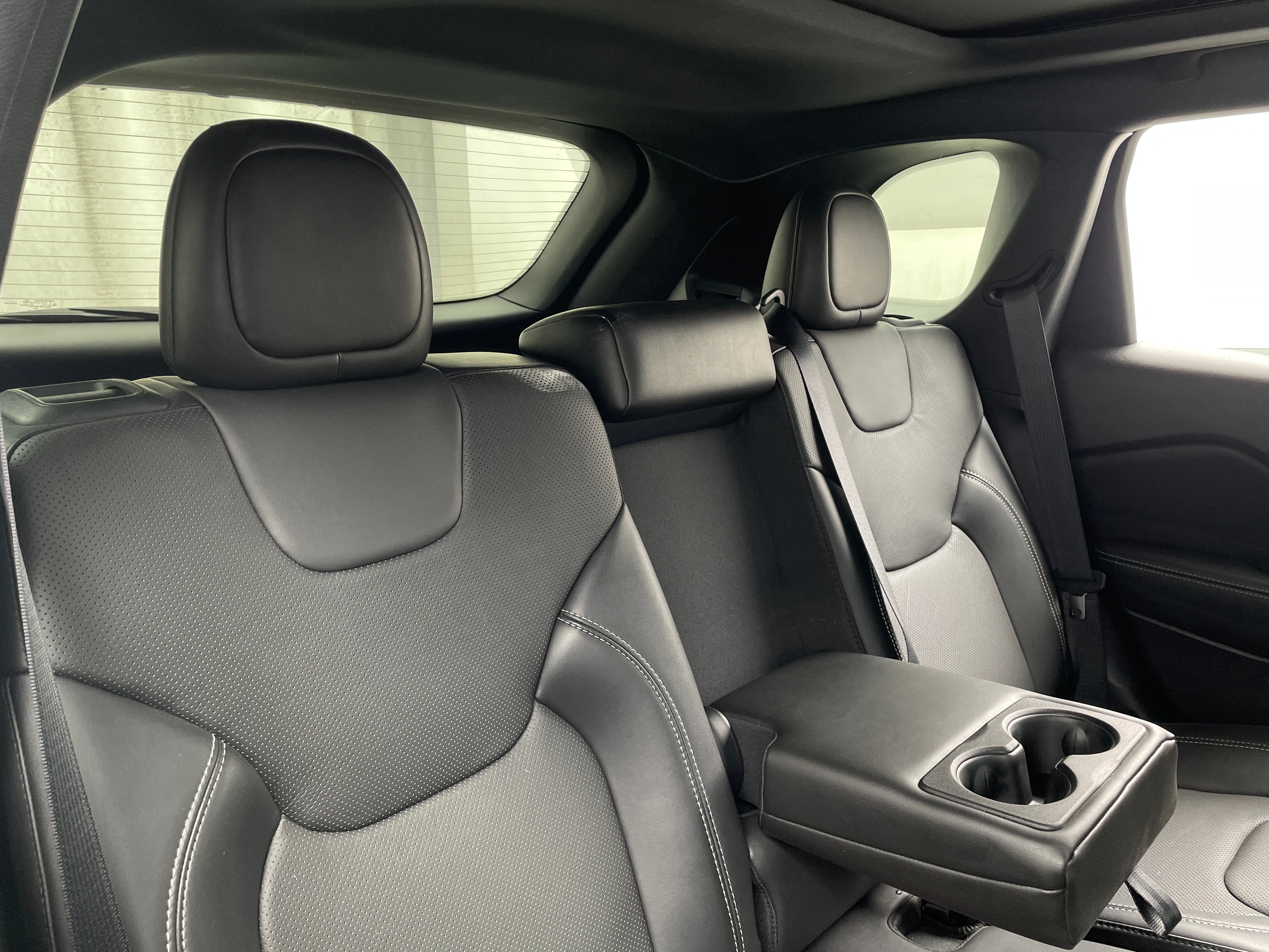 2021 Jeep Cherokee 80th Anniversary 5