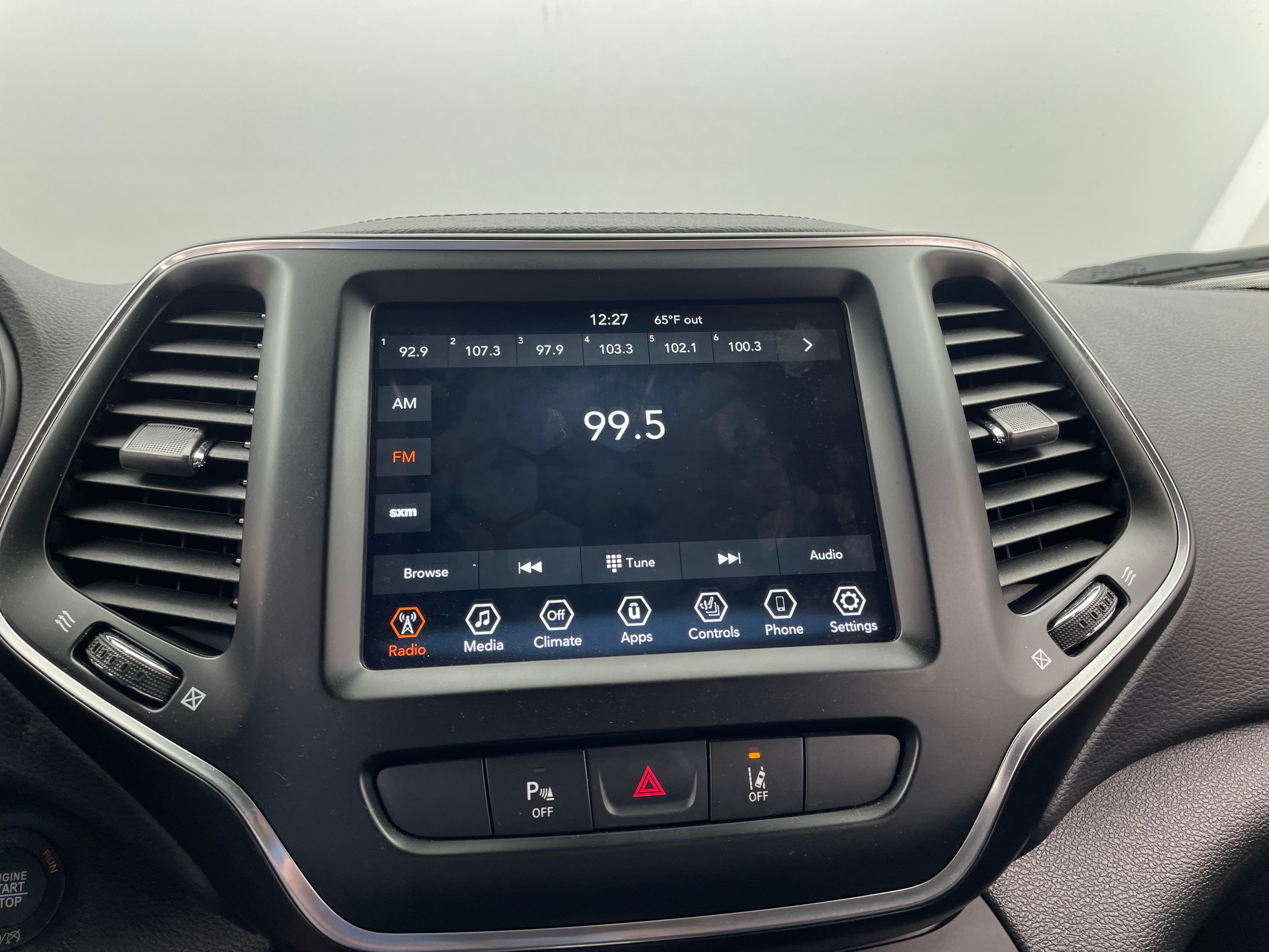 2021 Jeep Cherokee 80th Anniversary 3