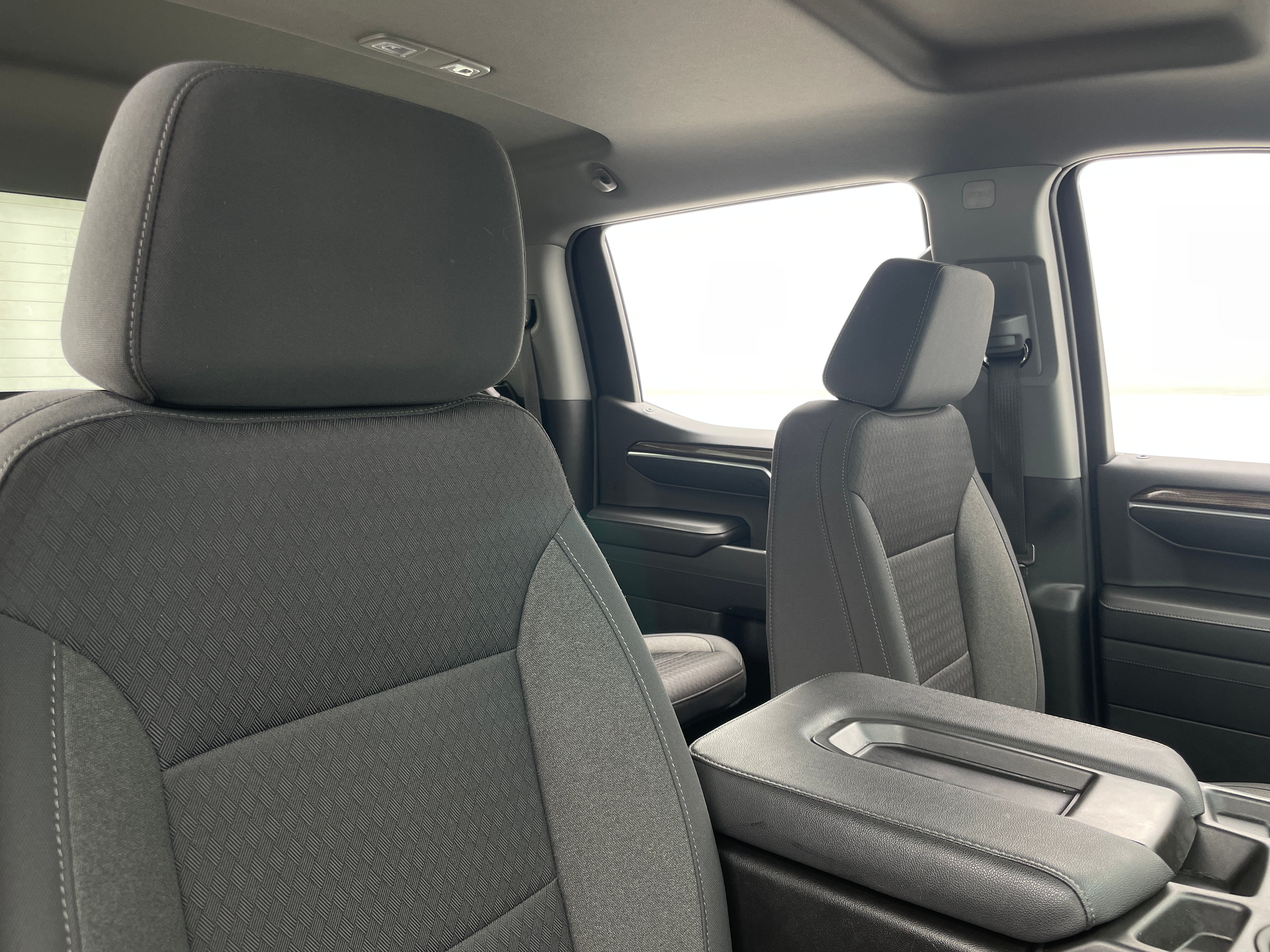 2022 Chevrolet Silverado 1500 LT 2