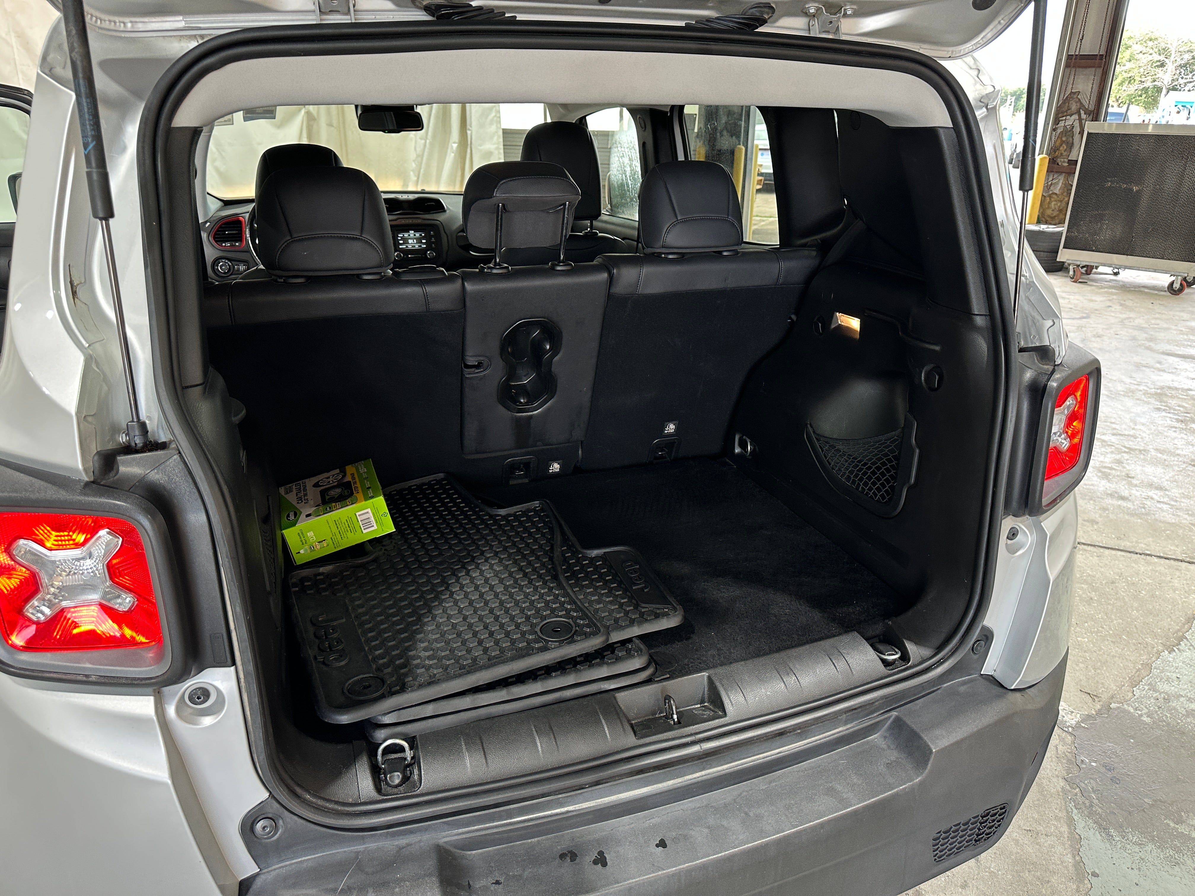 2017 Jeep Renegade Trailhawk 6