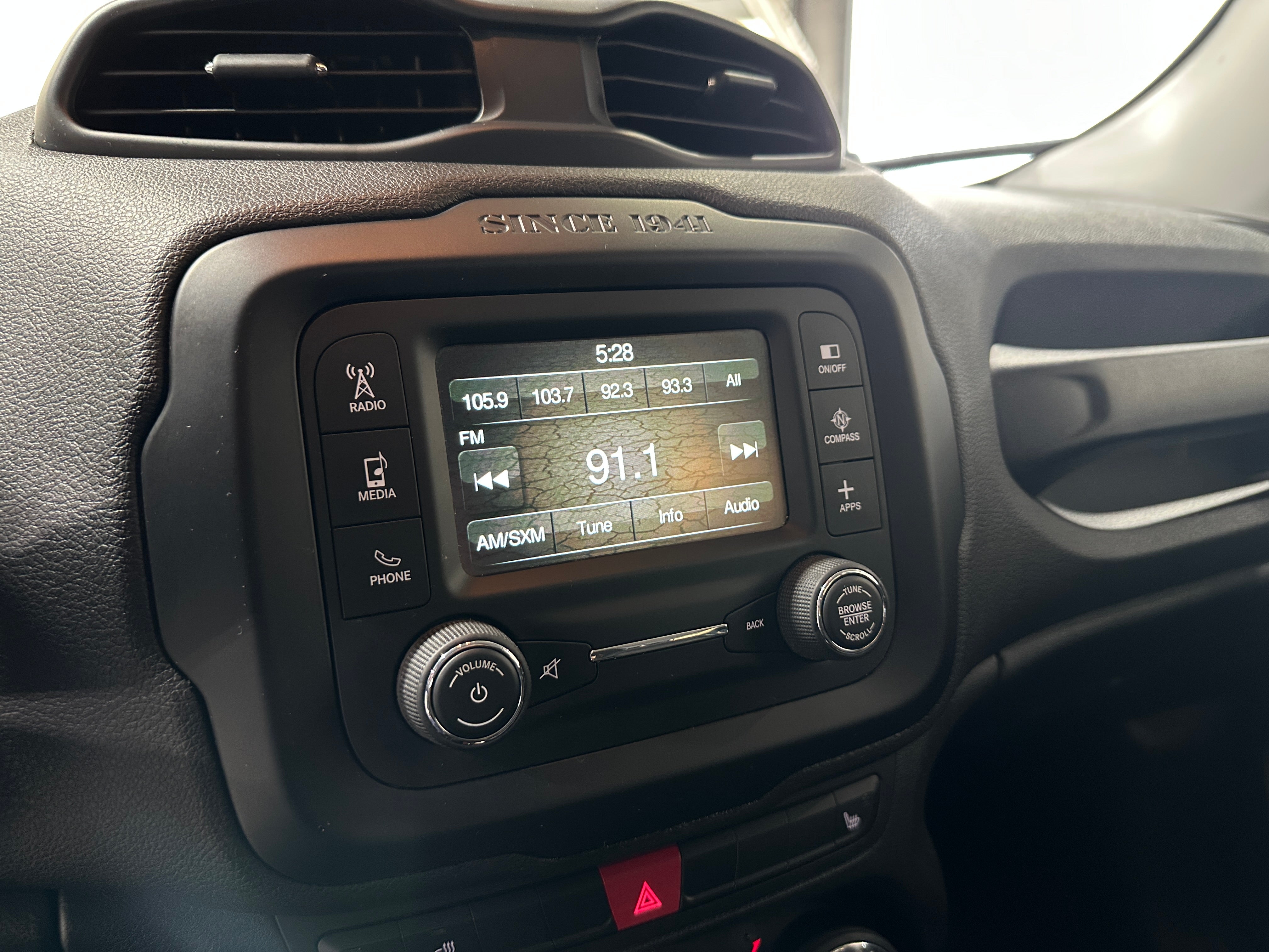 2017 Jeep Renegade Trailhawk 3