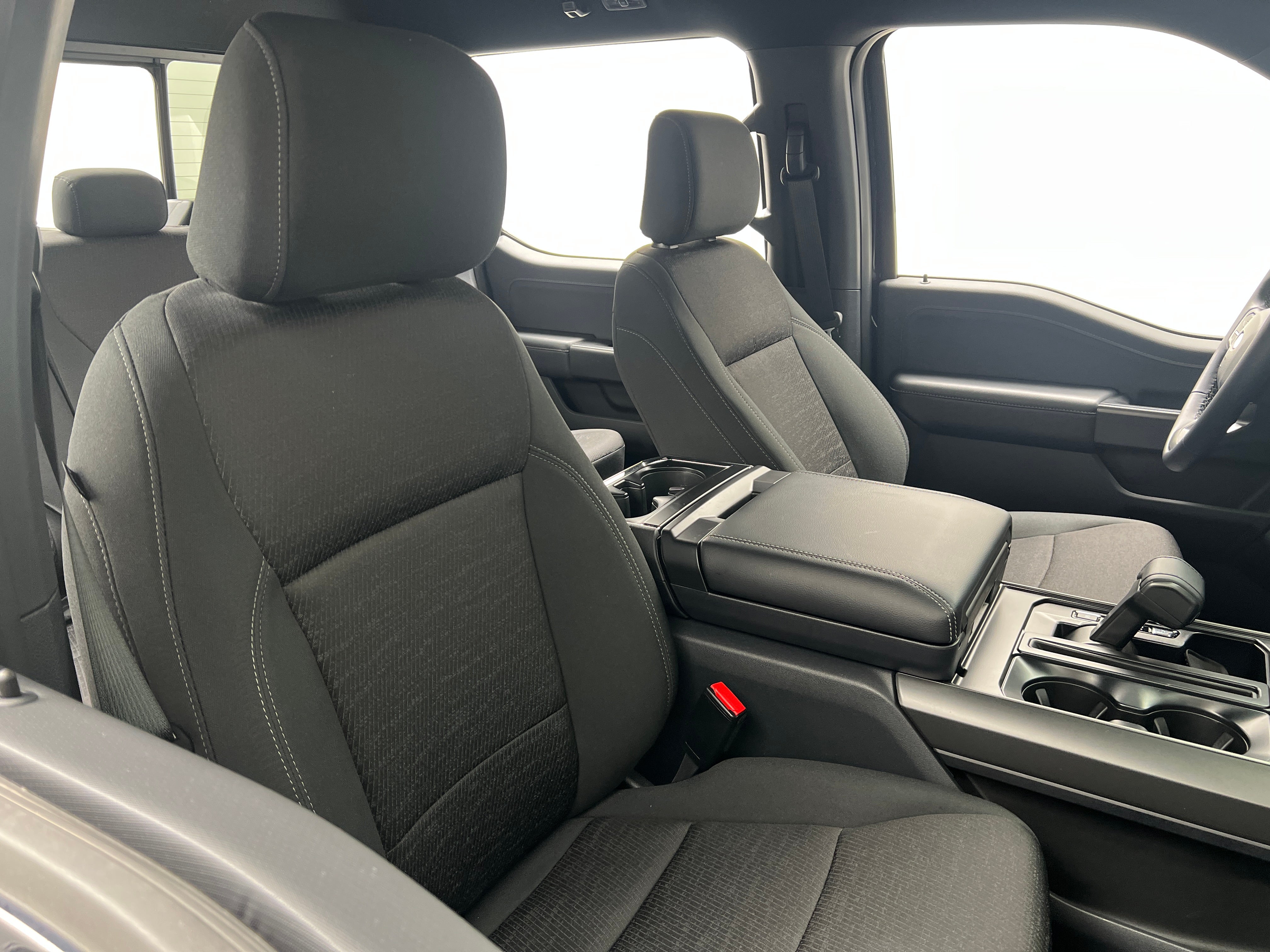 2024 Ford Econoline E-150 2