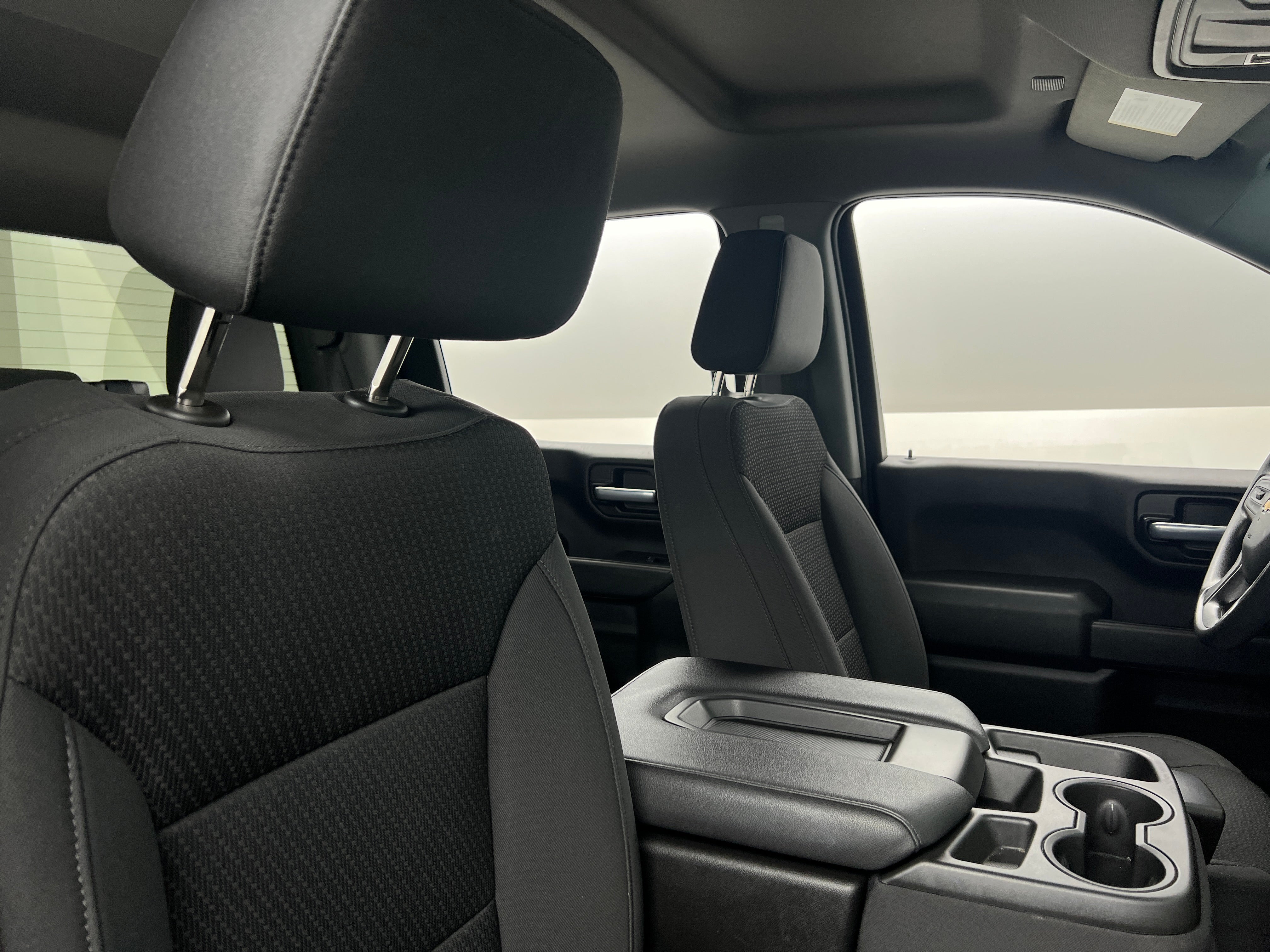 2021 Chevrolet Silverado 1500 Custom 2