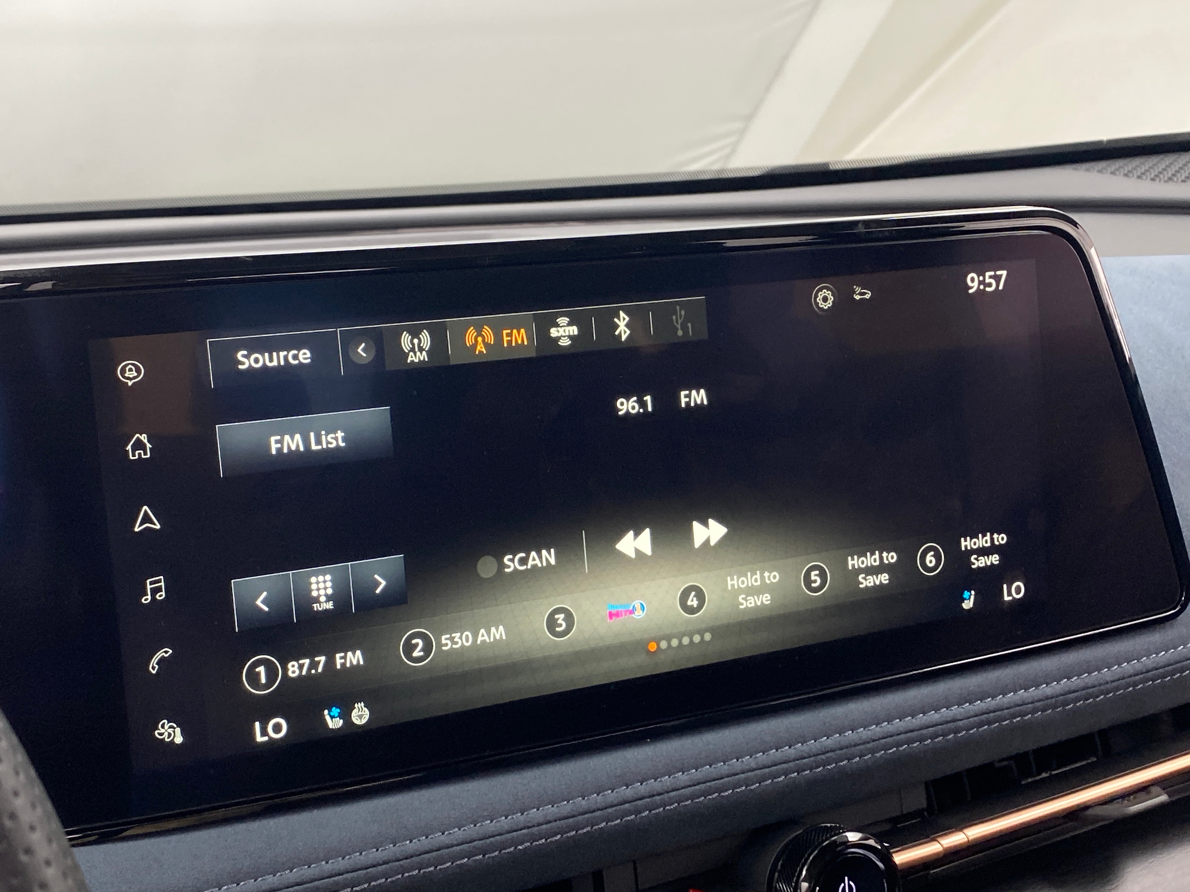 2023 Nissan Ariya Platinum+ 3