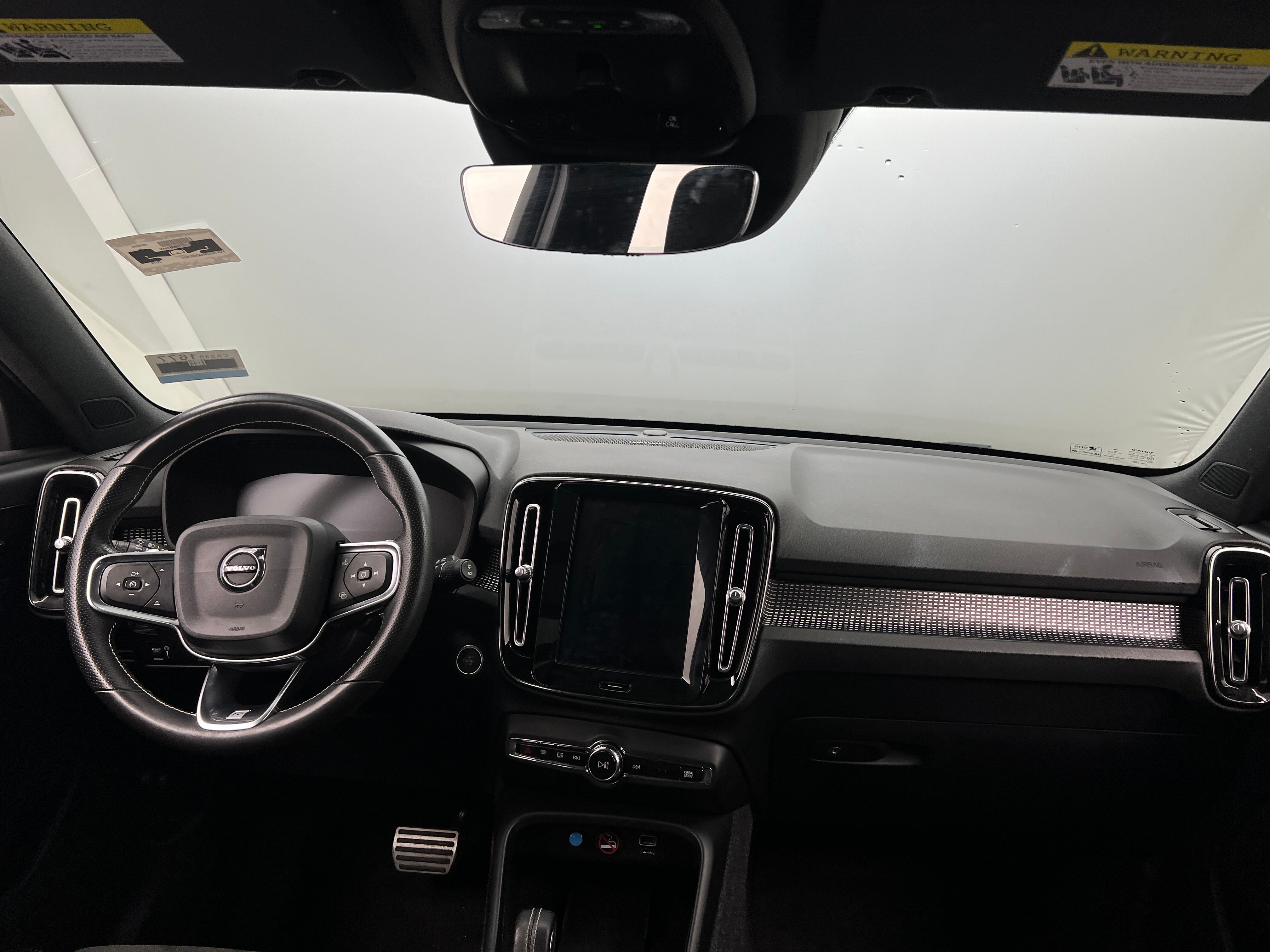 2019 Volvo XC40 T5 R-Design 2