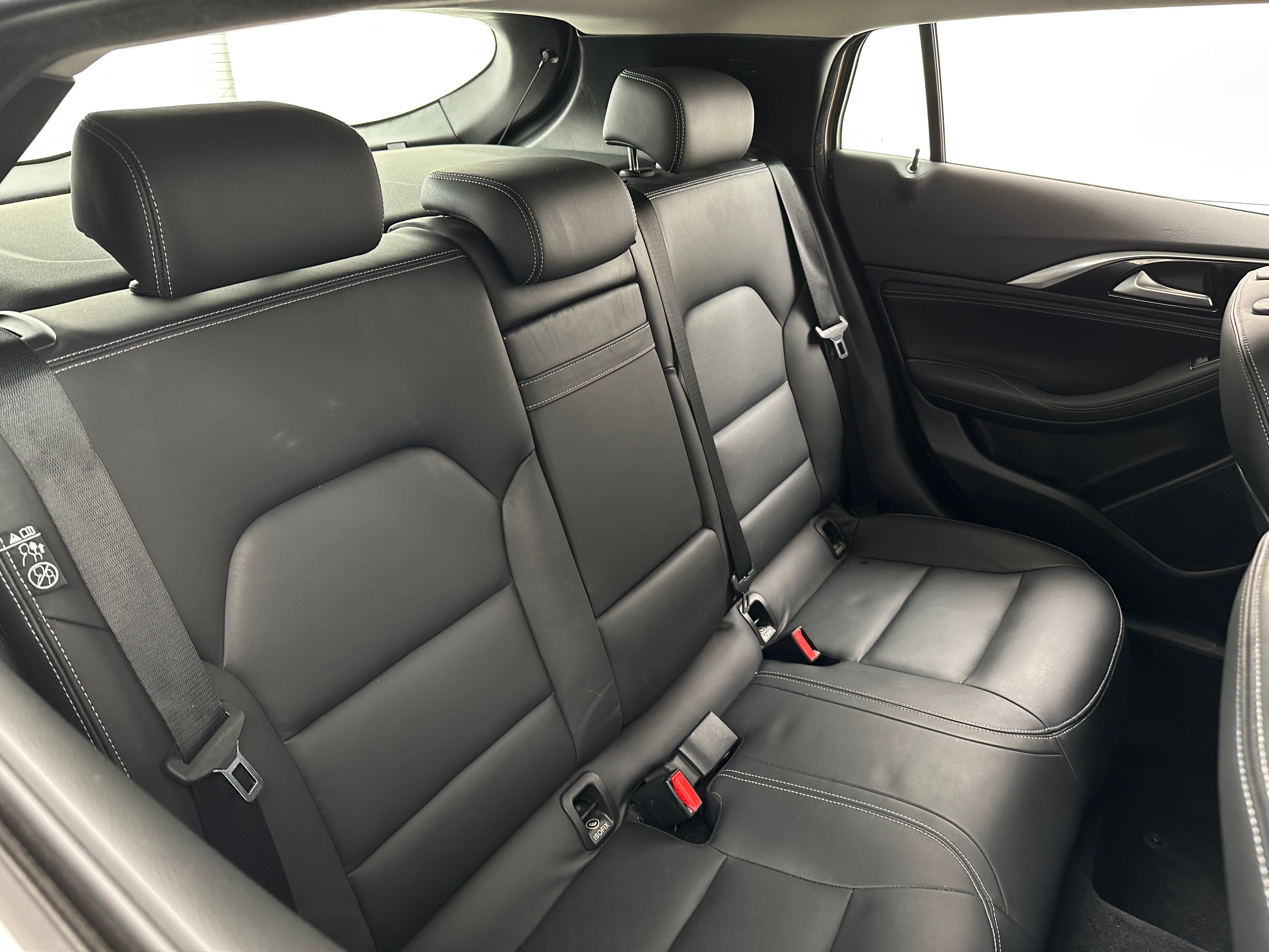 2018 INFINITI QX30 Luxury 5