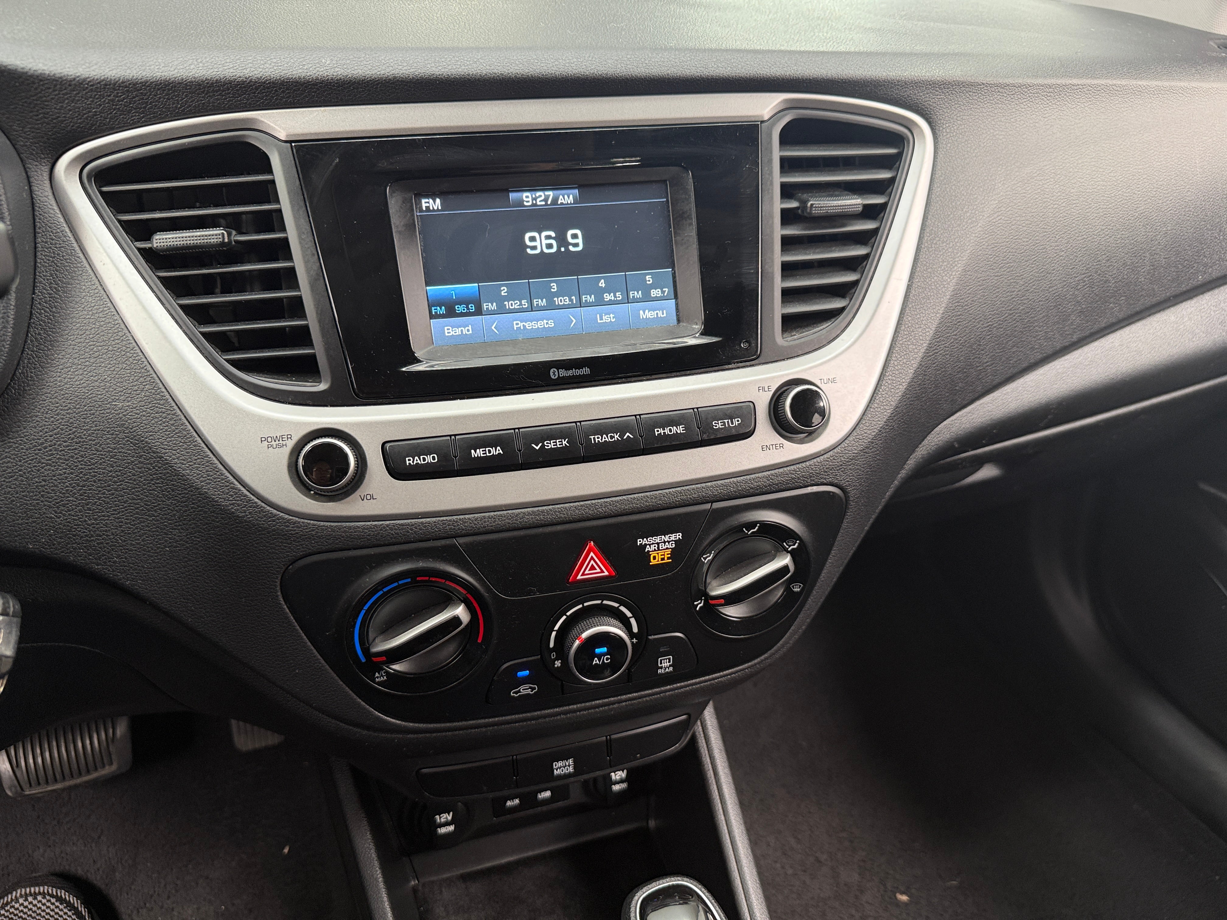 2021 Hyundai Accent SE 4