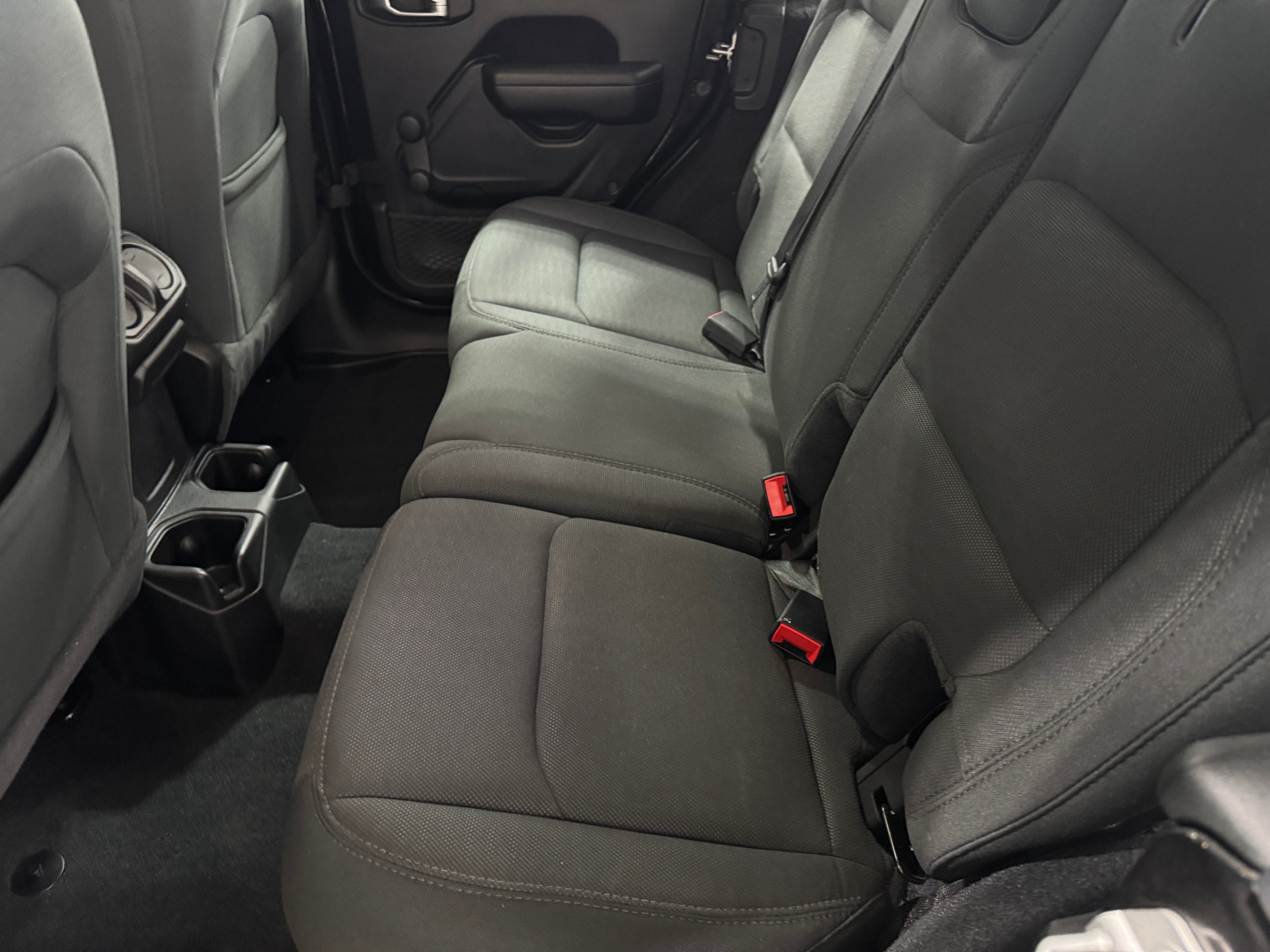 2020 Jeep Wrangler Unlimited Sport 6
