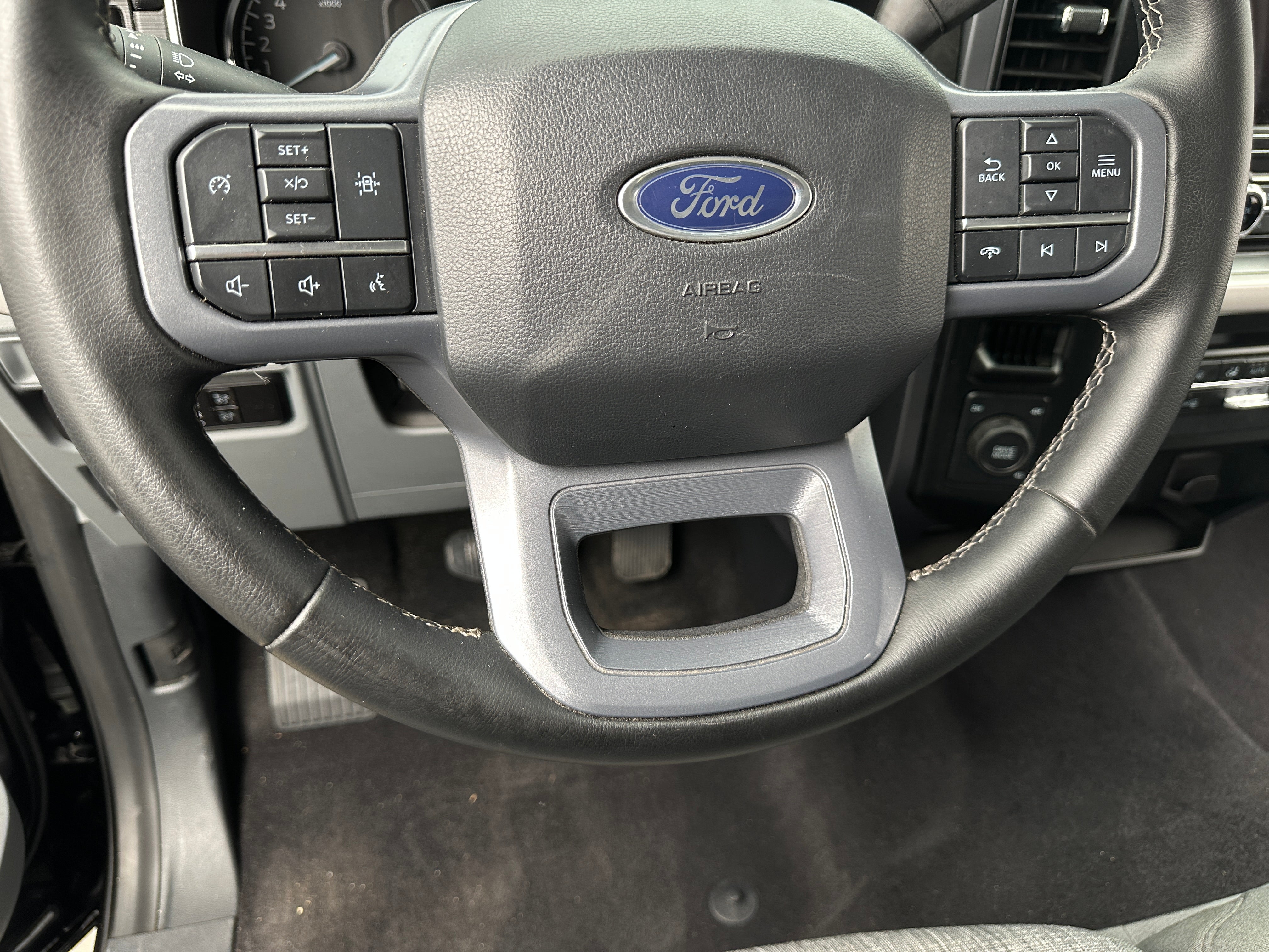 2023 Ford Econoline E-150 5