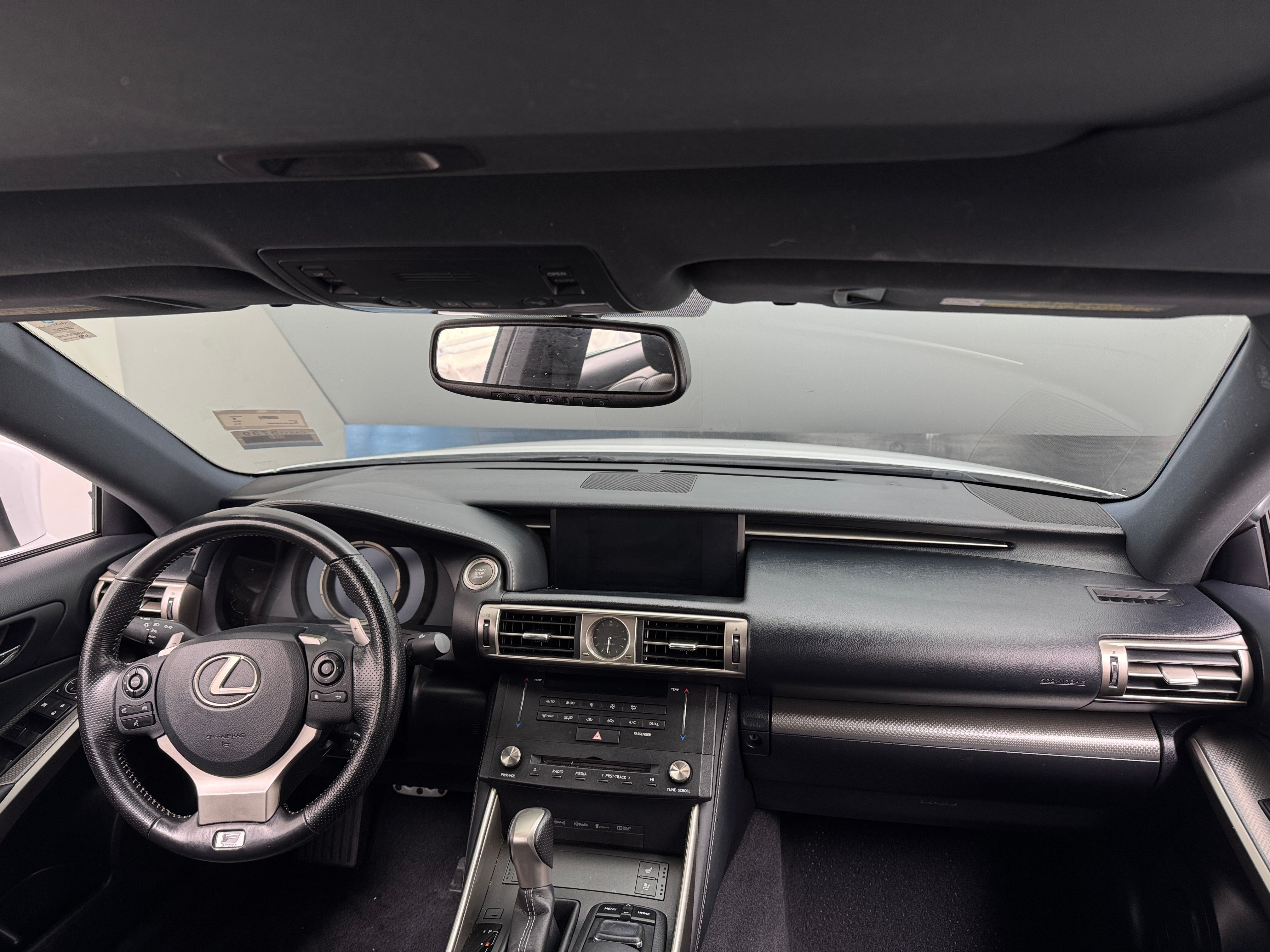2016 Lexus IS 200t 3