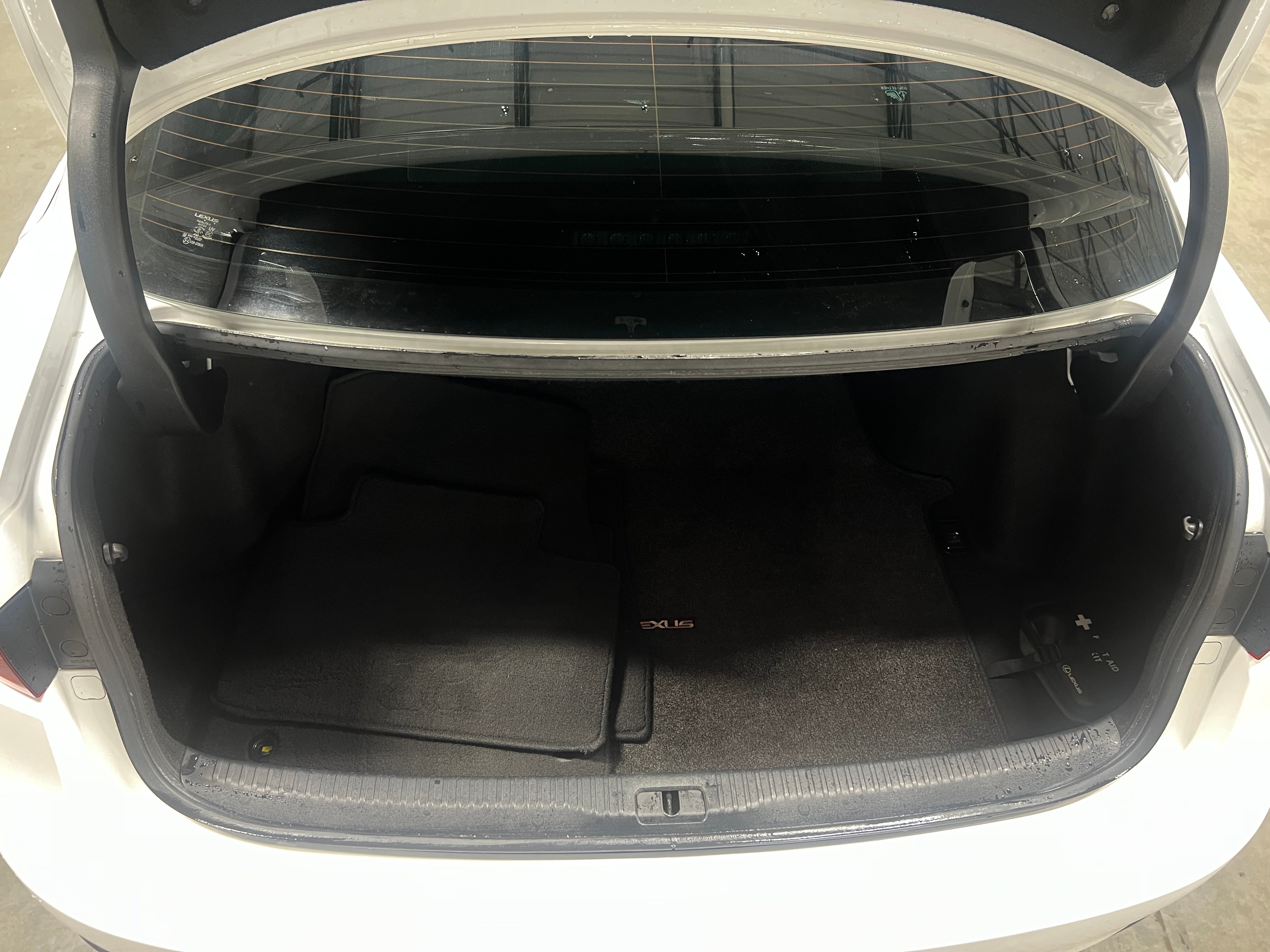 2016 Lexus IS 200t 7