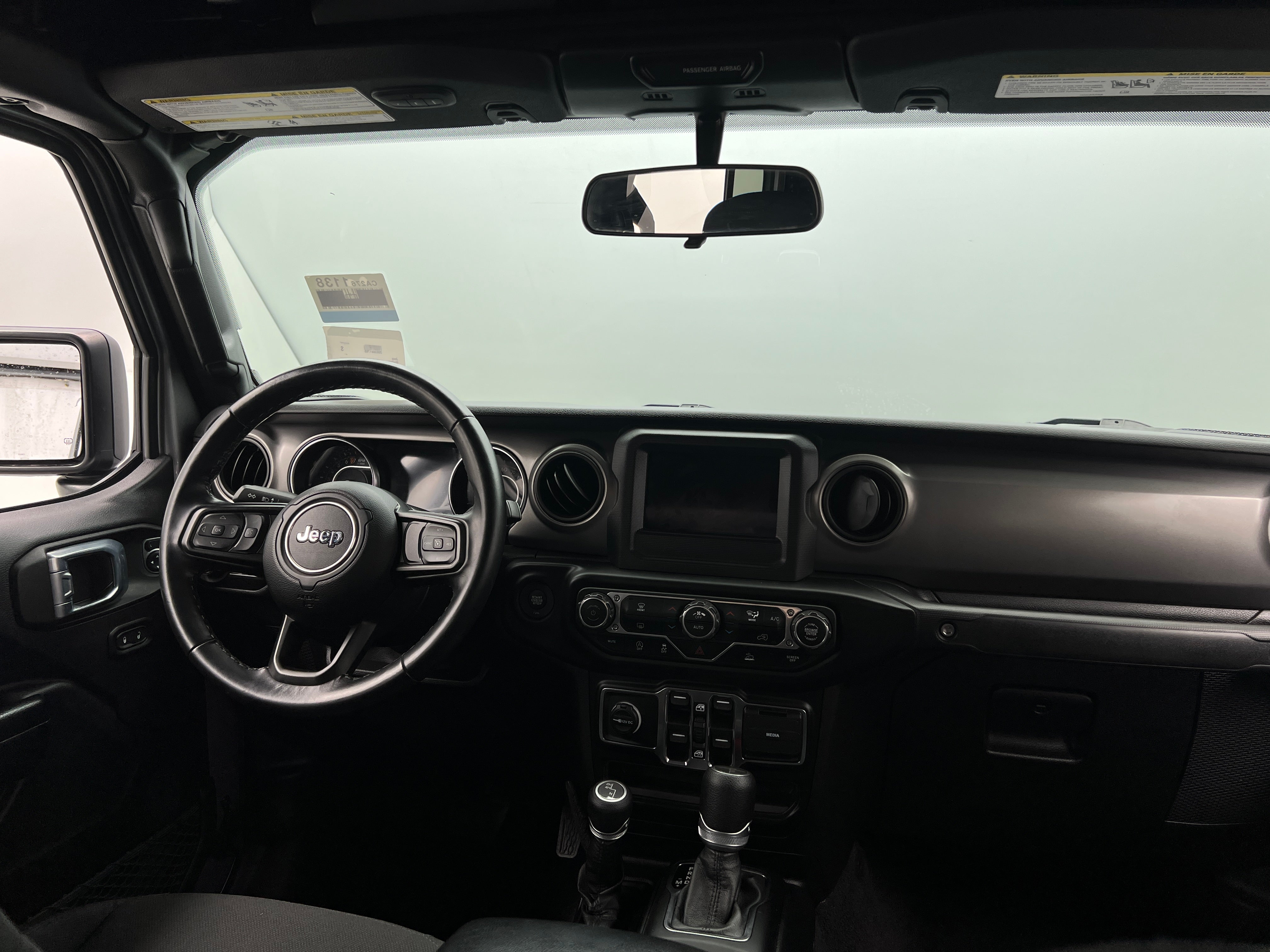 2021 Jeep Gladiator Willys 3