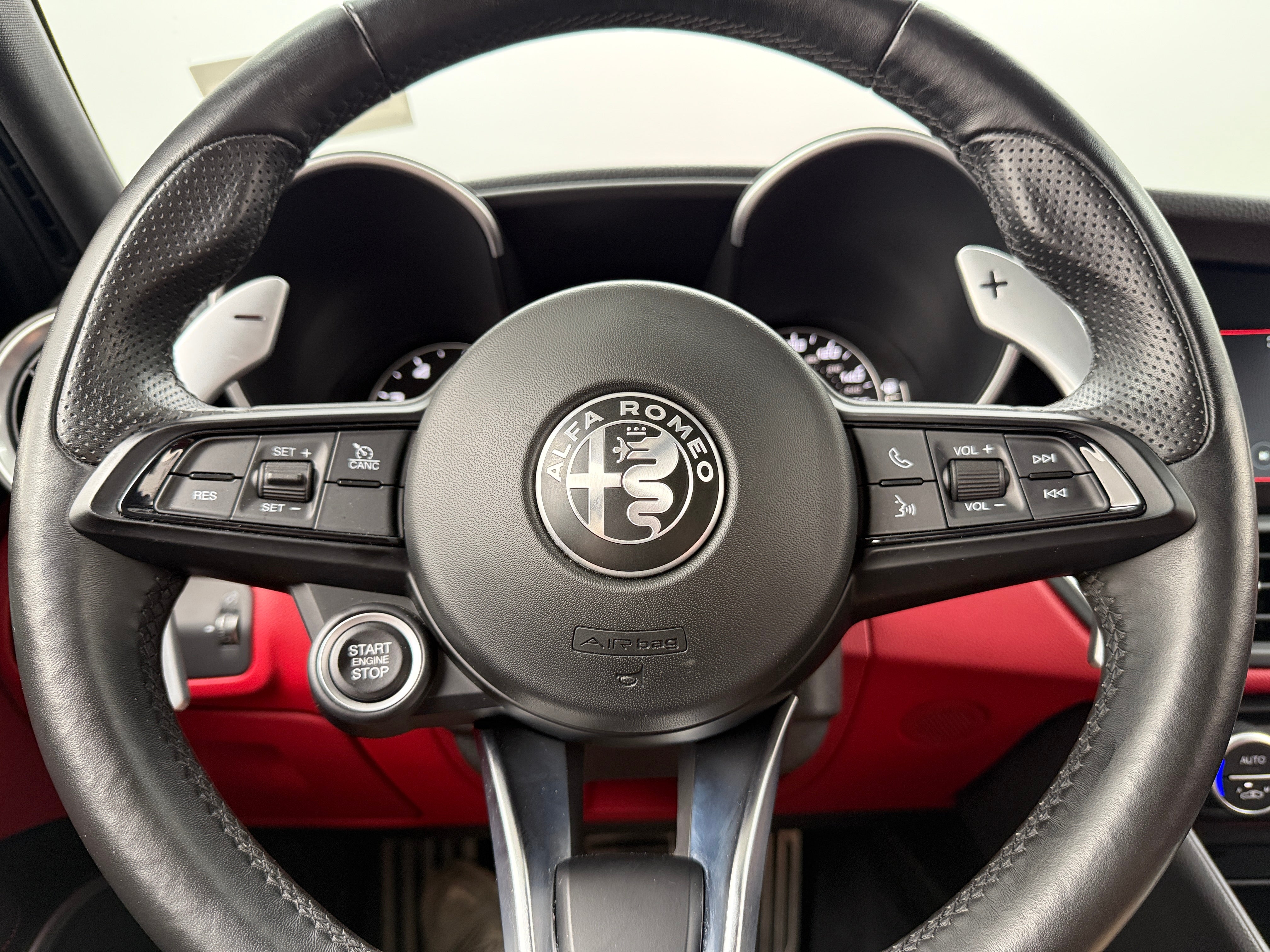 2020 Alfa Romeo Giulia Sport 4