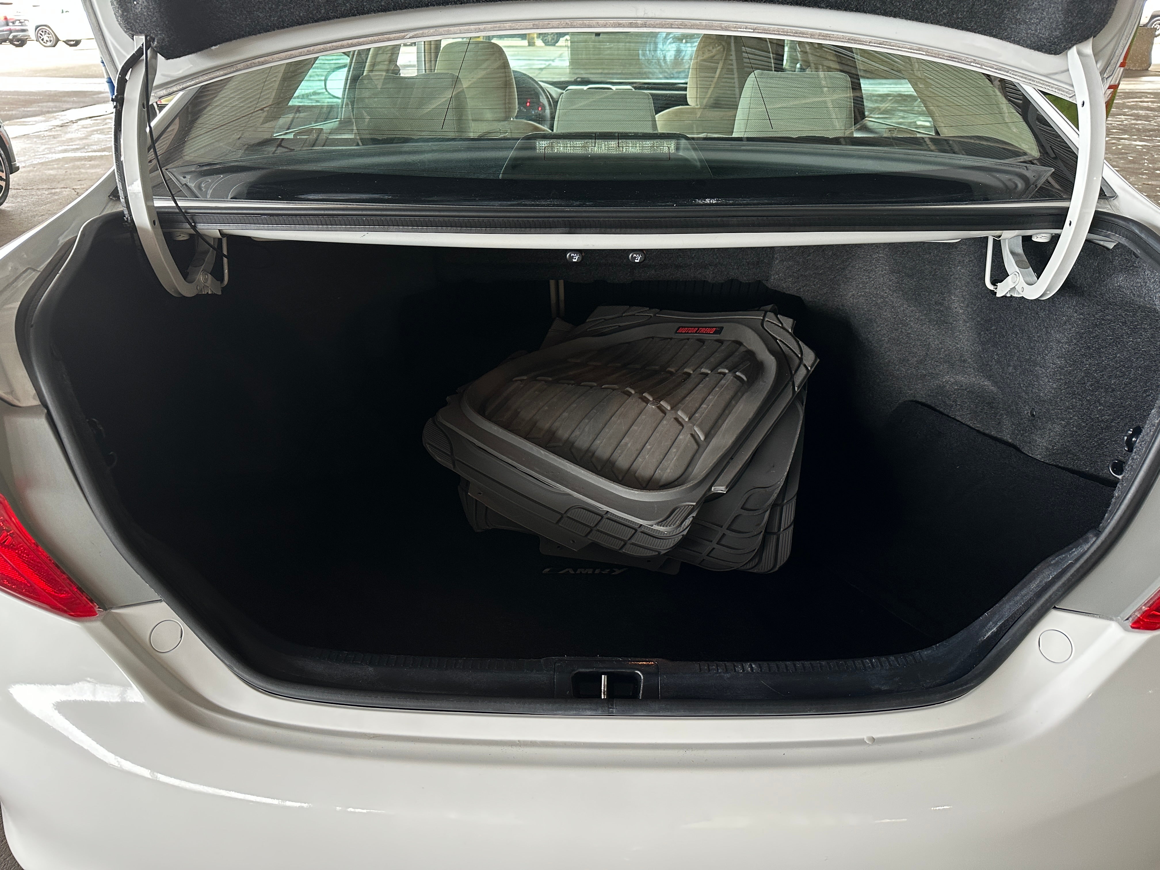 2012 Toyota Camry LE 7