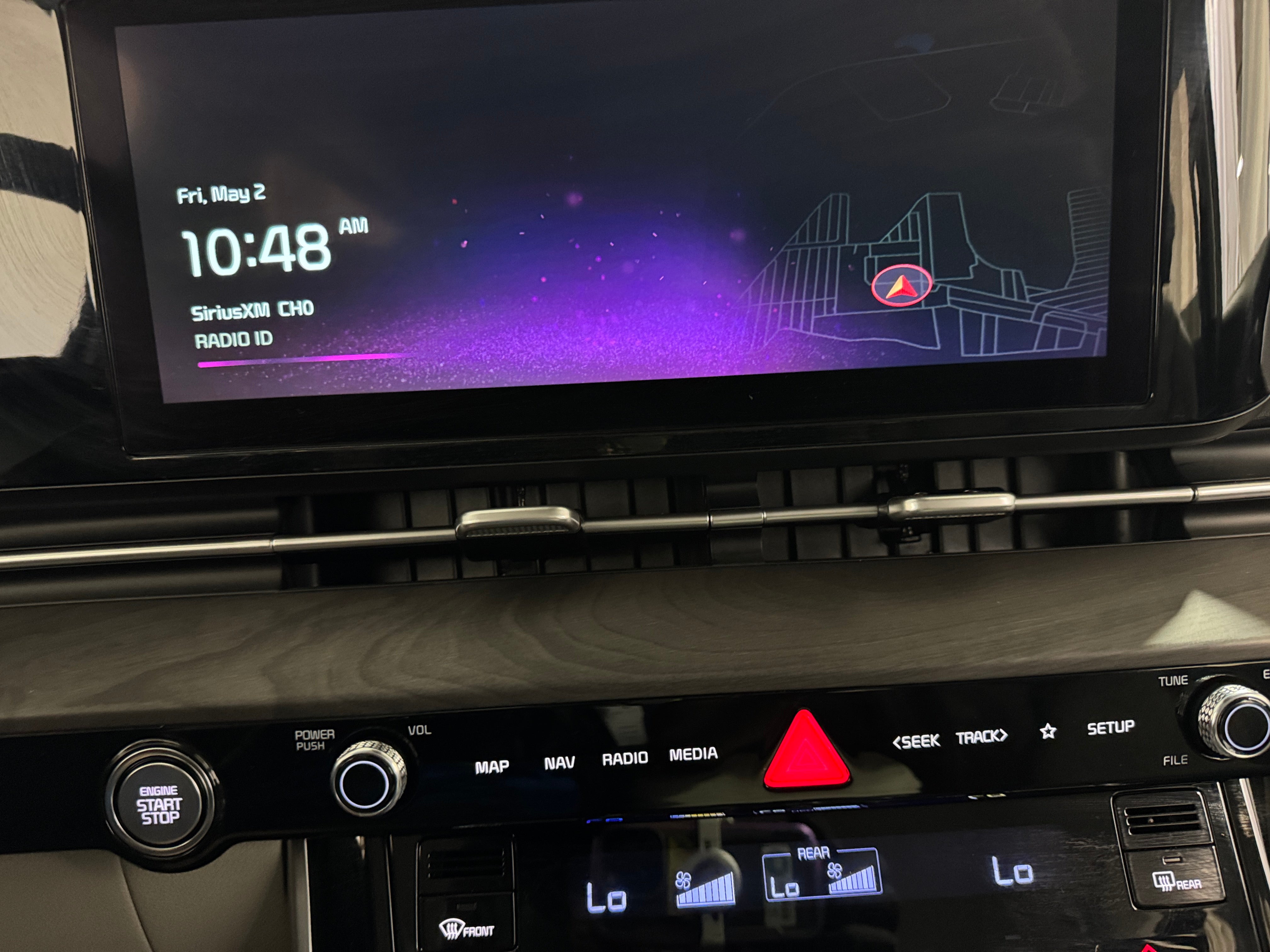 2024 Kia Carnival EX 3