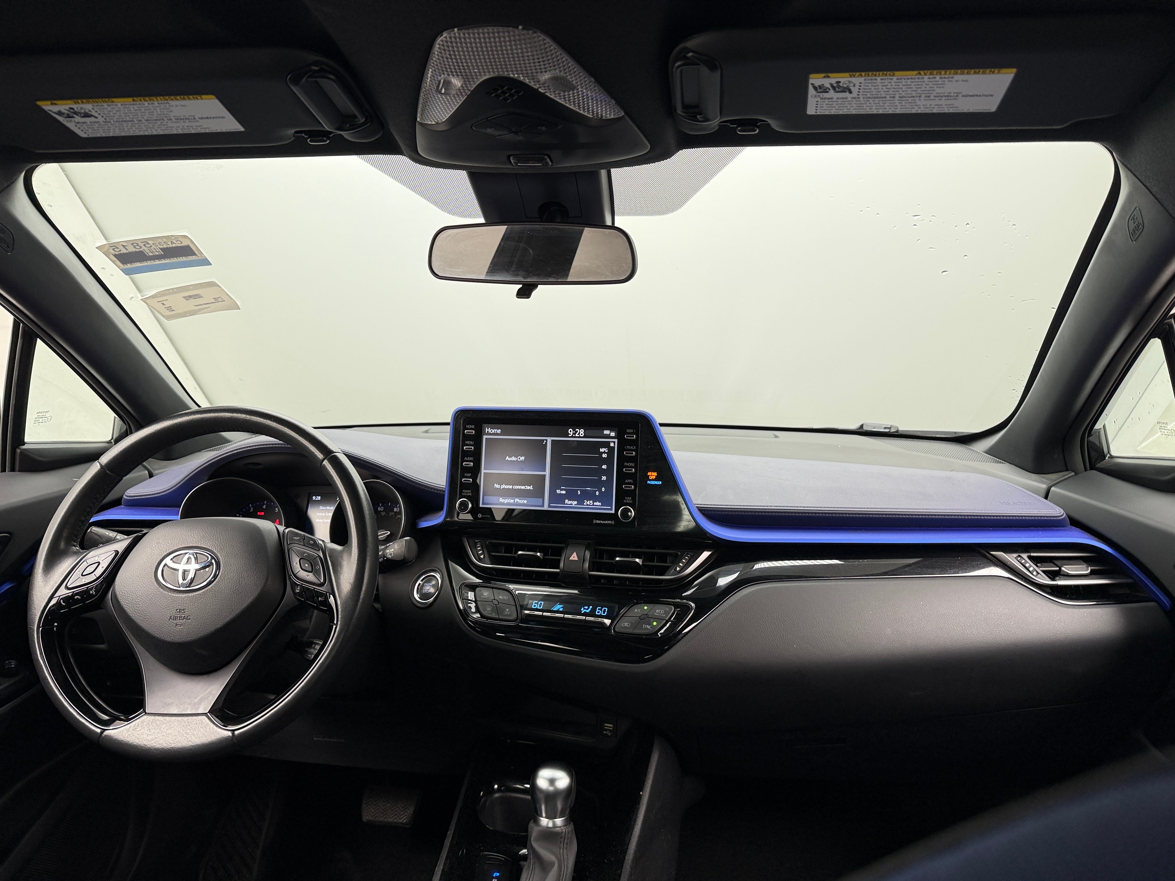 2021 Toyota C-HR XLE 3