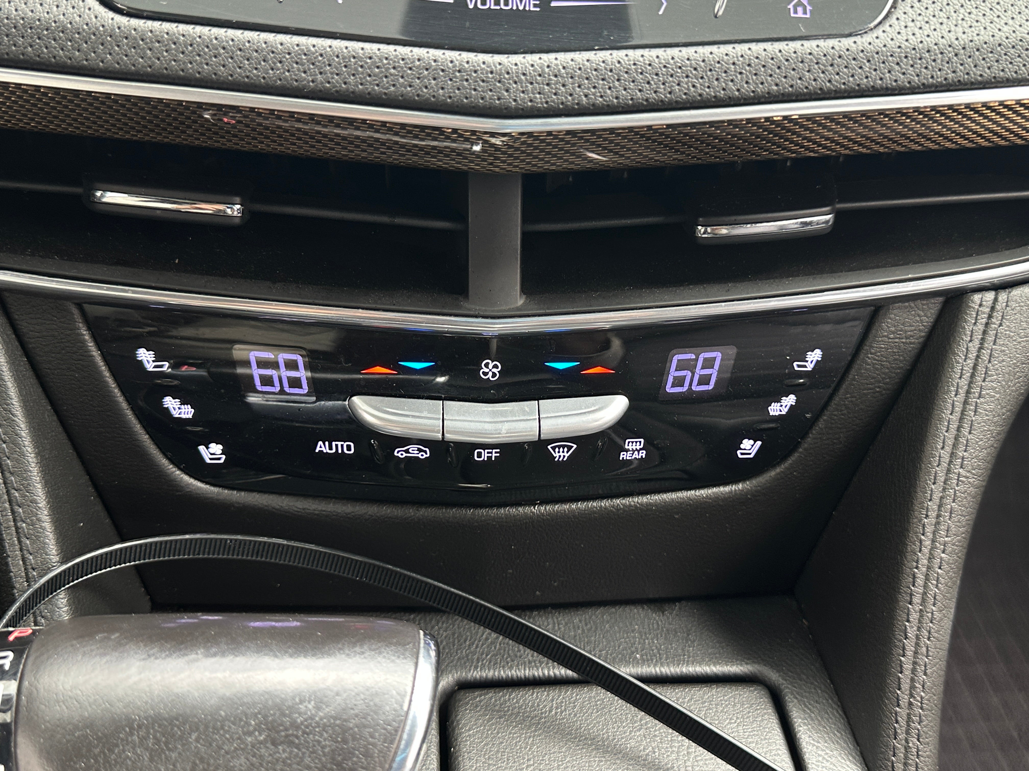 2018 Cadillac CT6 Luxury 3
