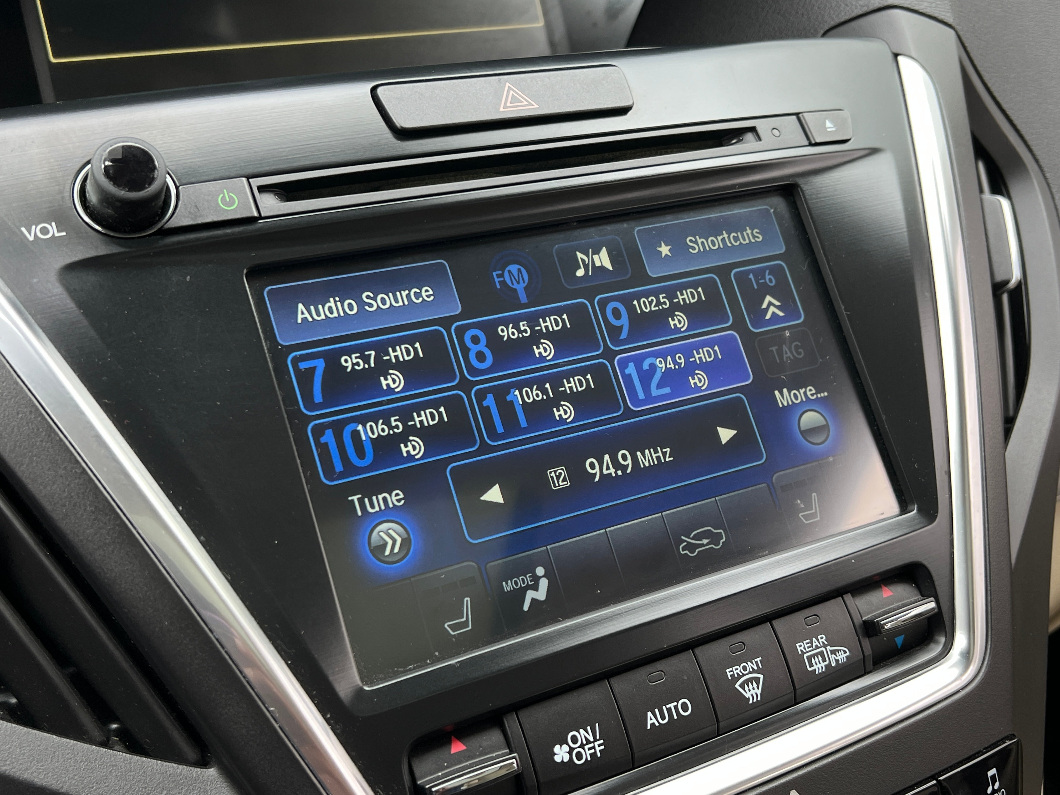 2016 Acura MDX Base 3