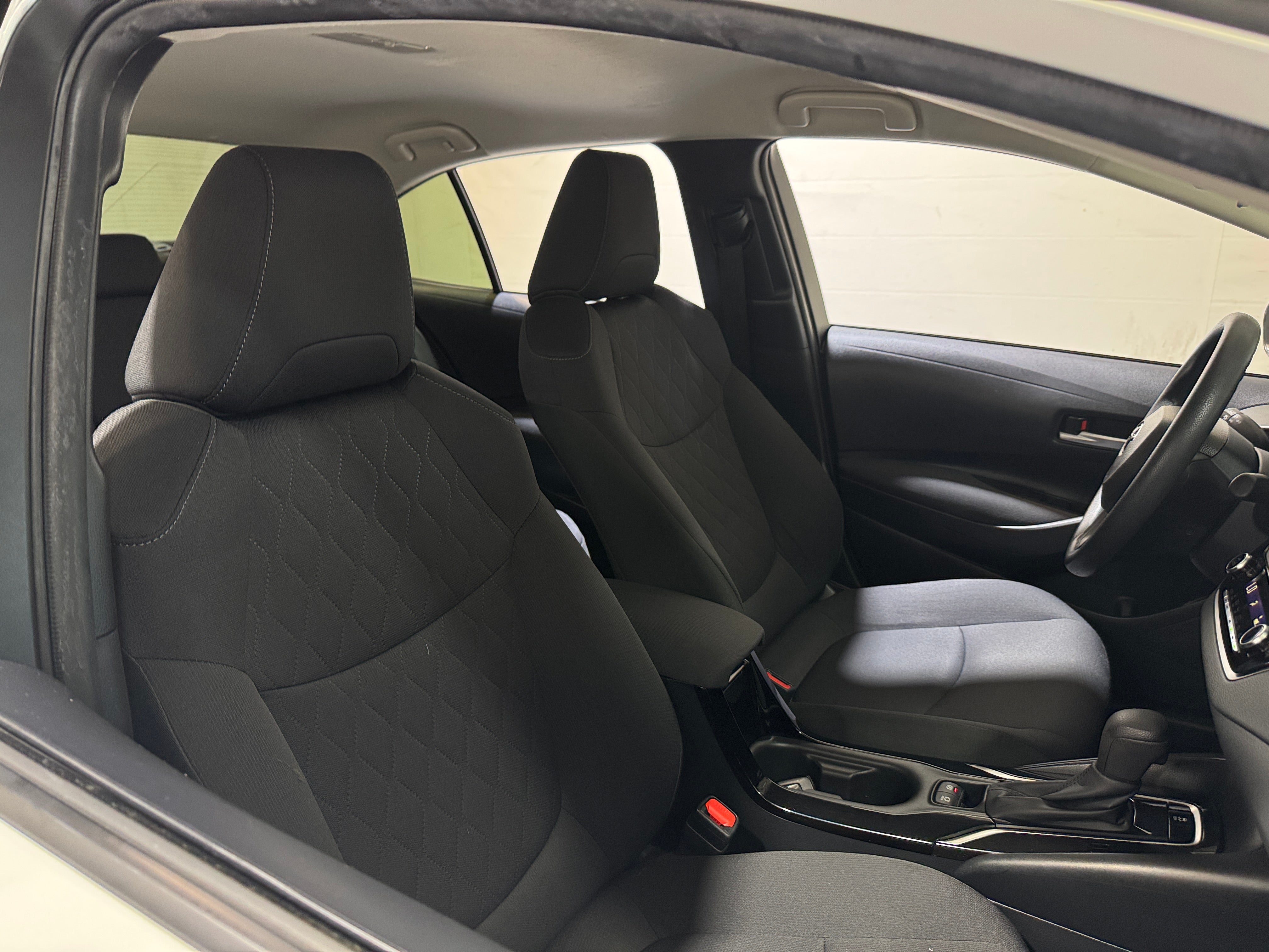 2020 Toyota Corolla LE 2