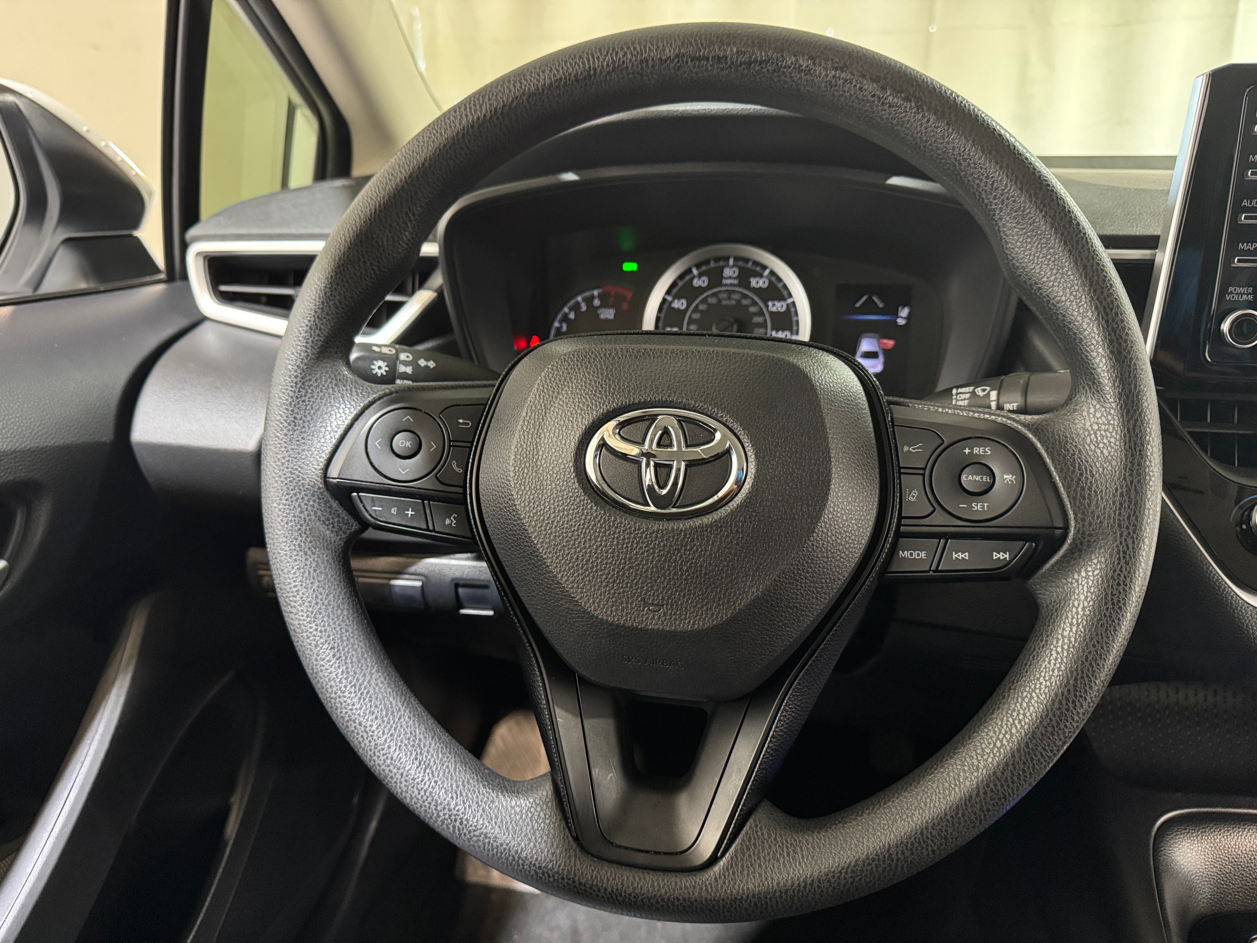 2020 Toyota Corolla LE 5