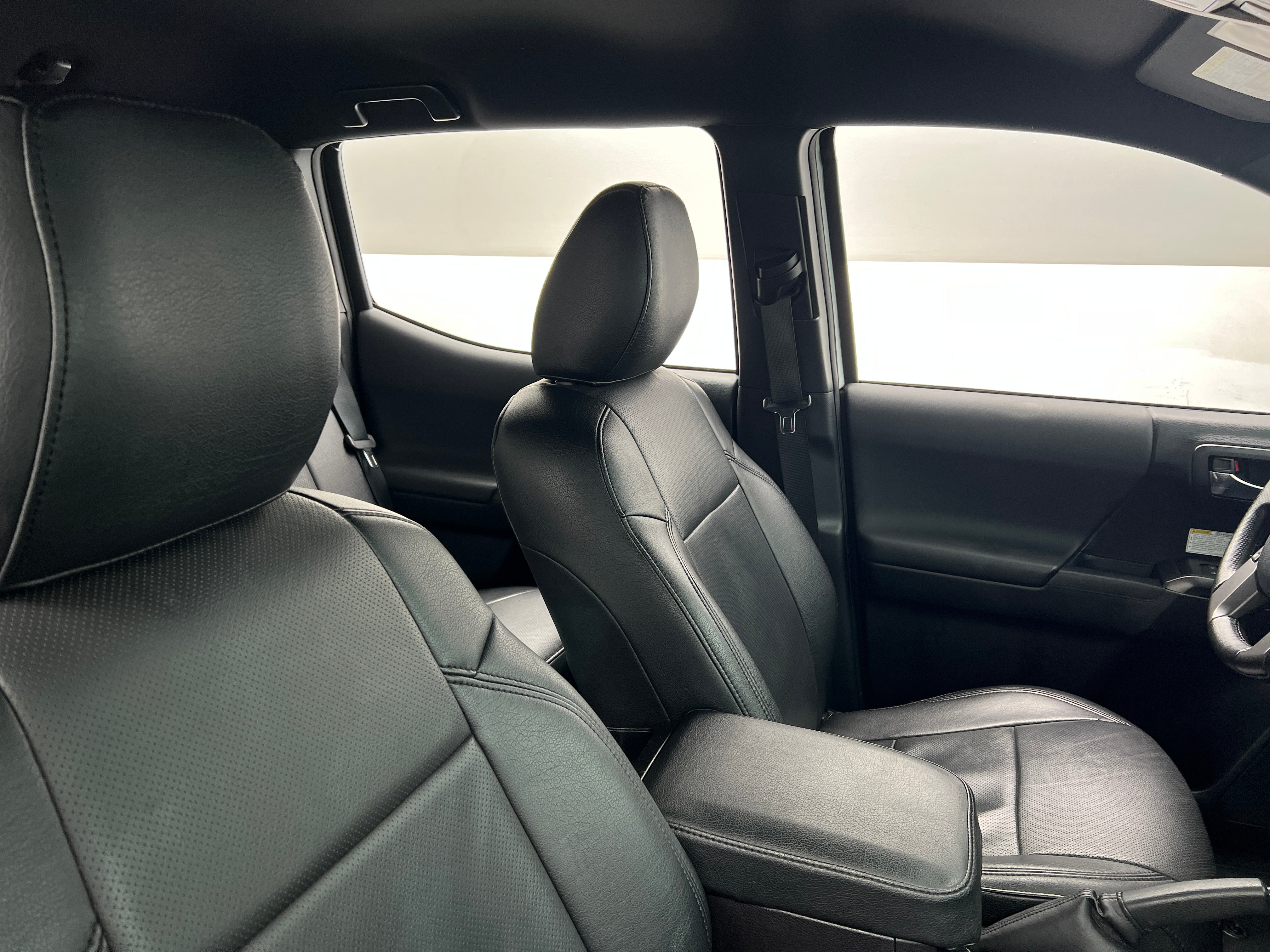 2016 Toyota Tacoma TRD Off-Road 2
