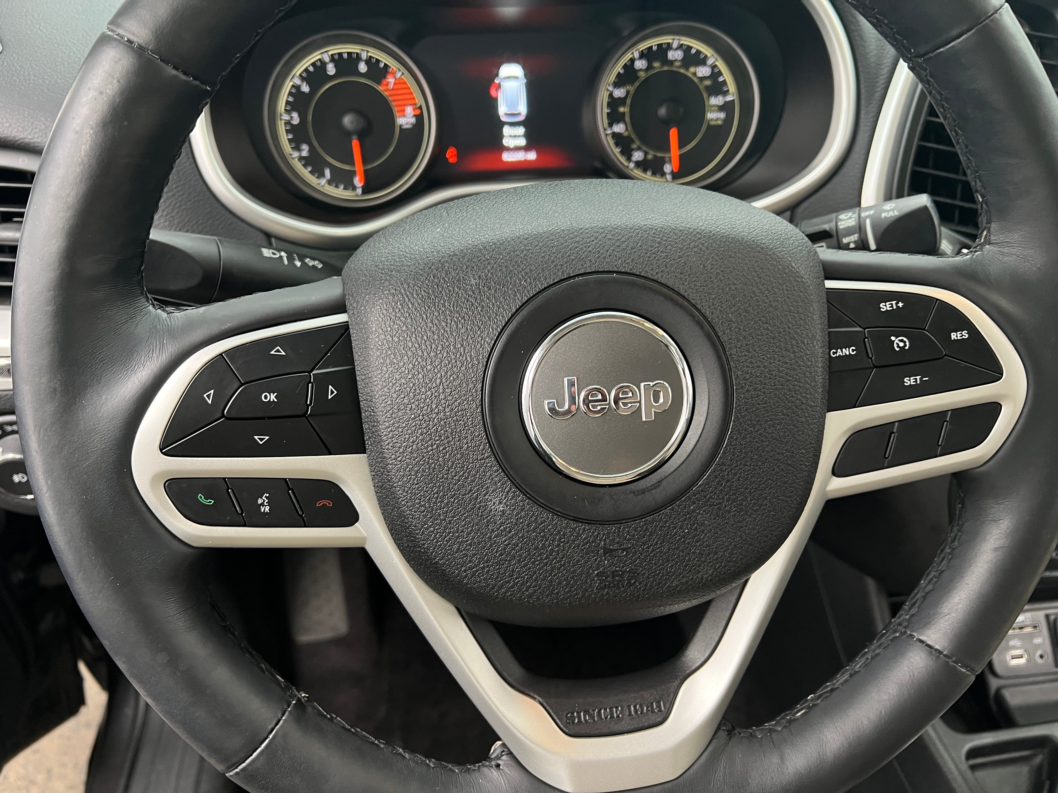 2017 Jeep Cherokee Limited Edition 4