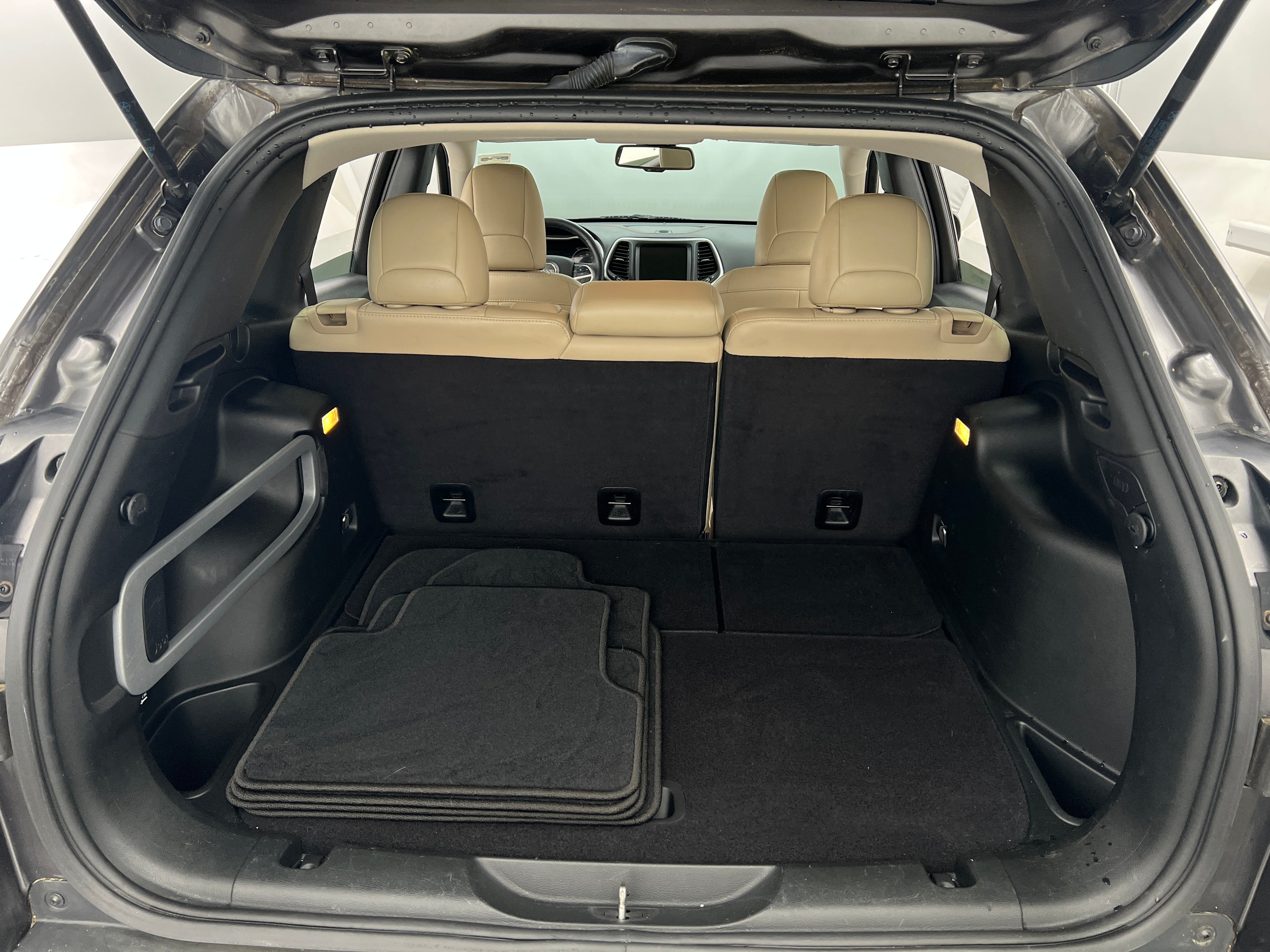 2017 Jeep Cherokee Limited Edition 6