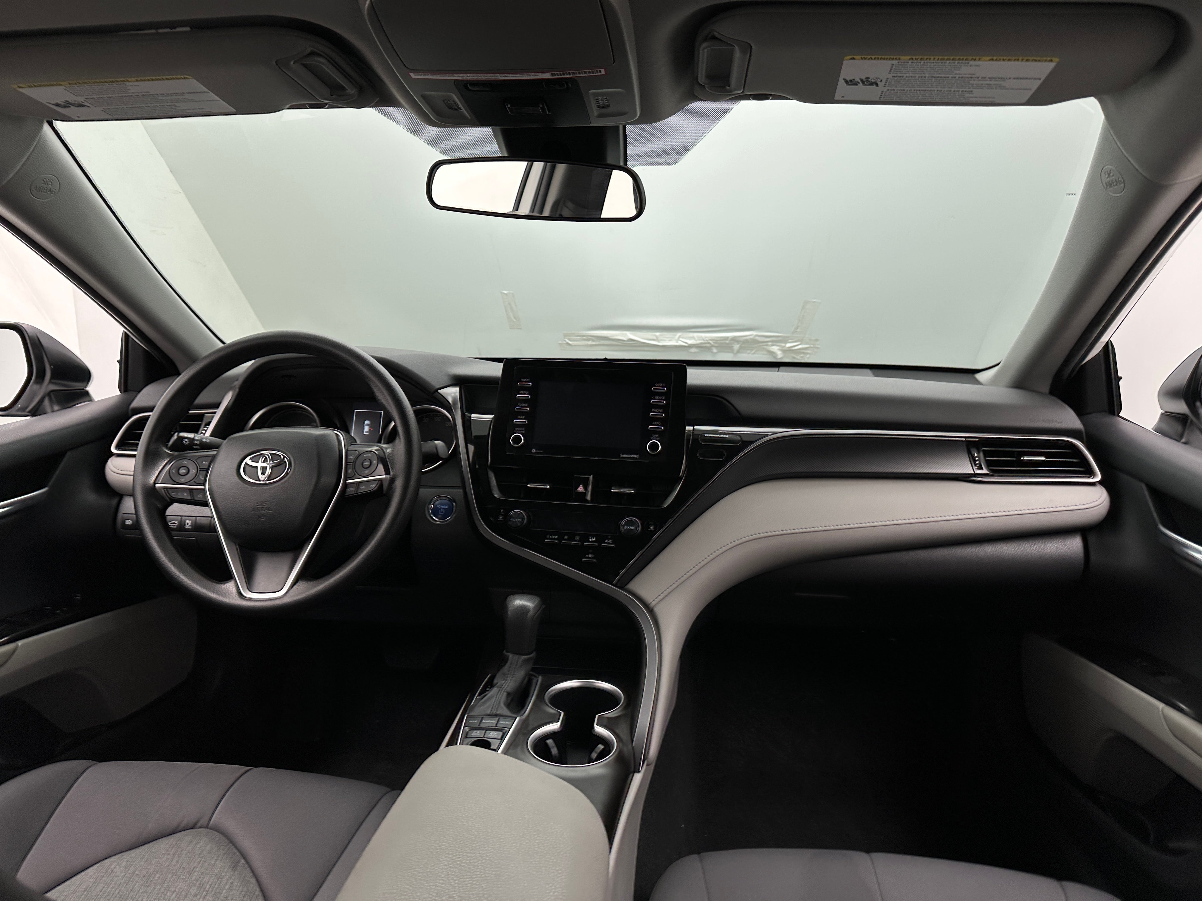 2023 Toyota Camry LE 3