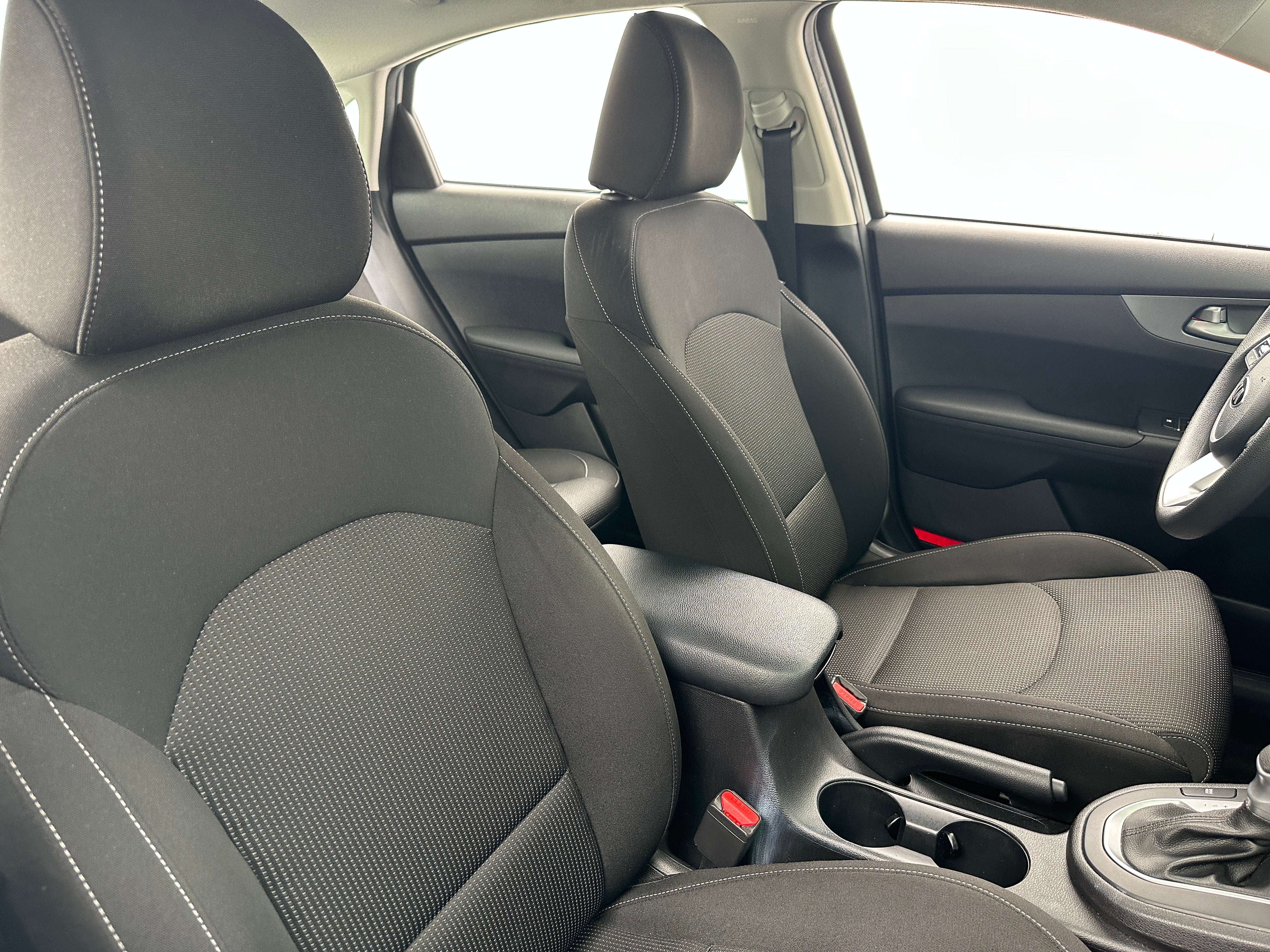 2021 Kia Forte LXS 2