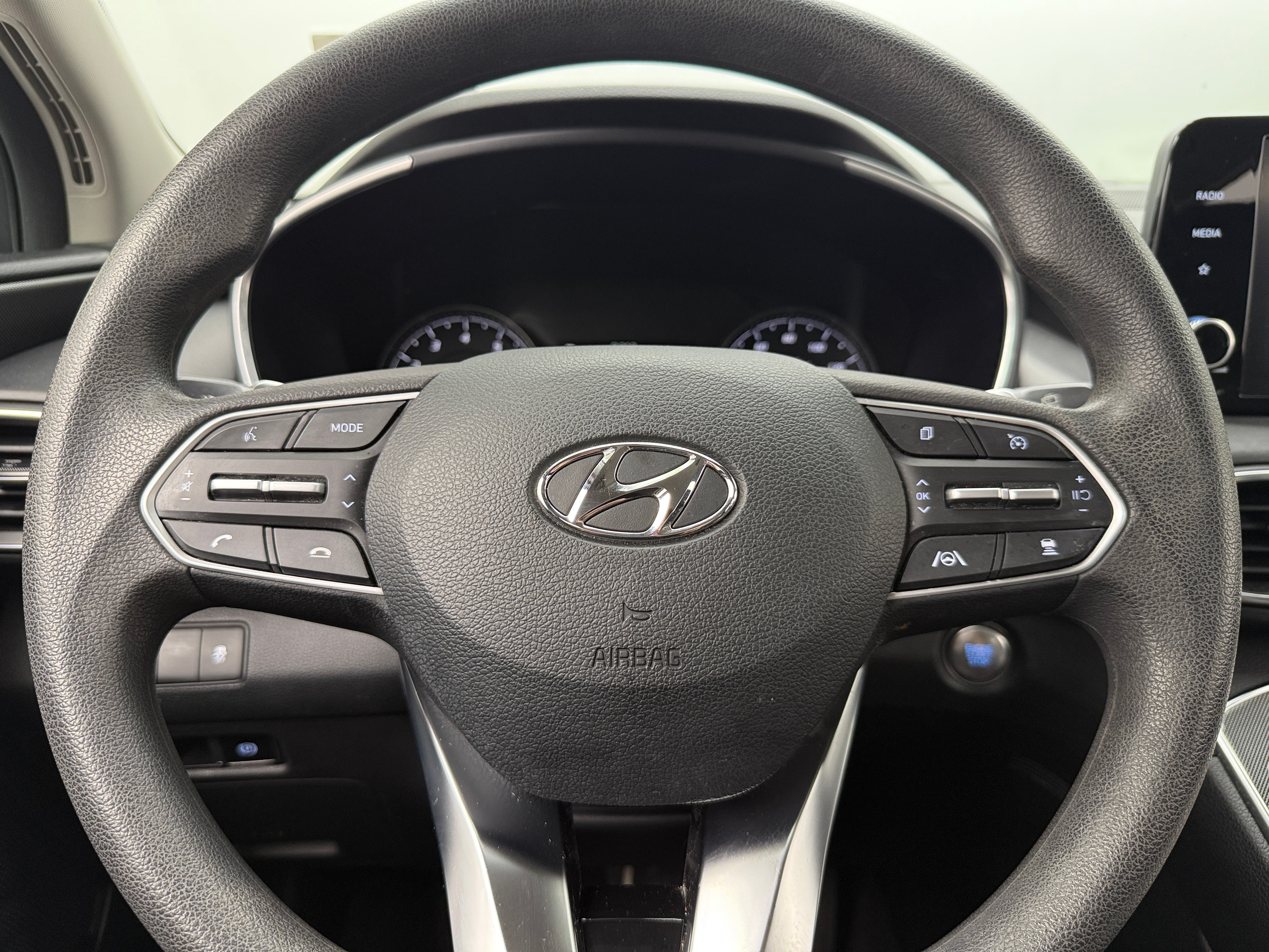 2022 Hyundai Santa Fe SEL 4