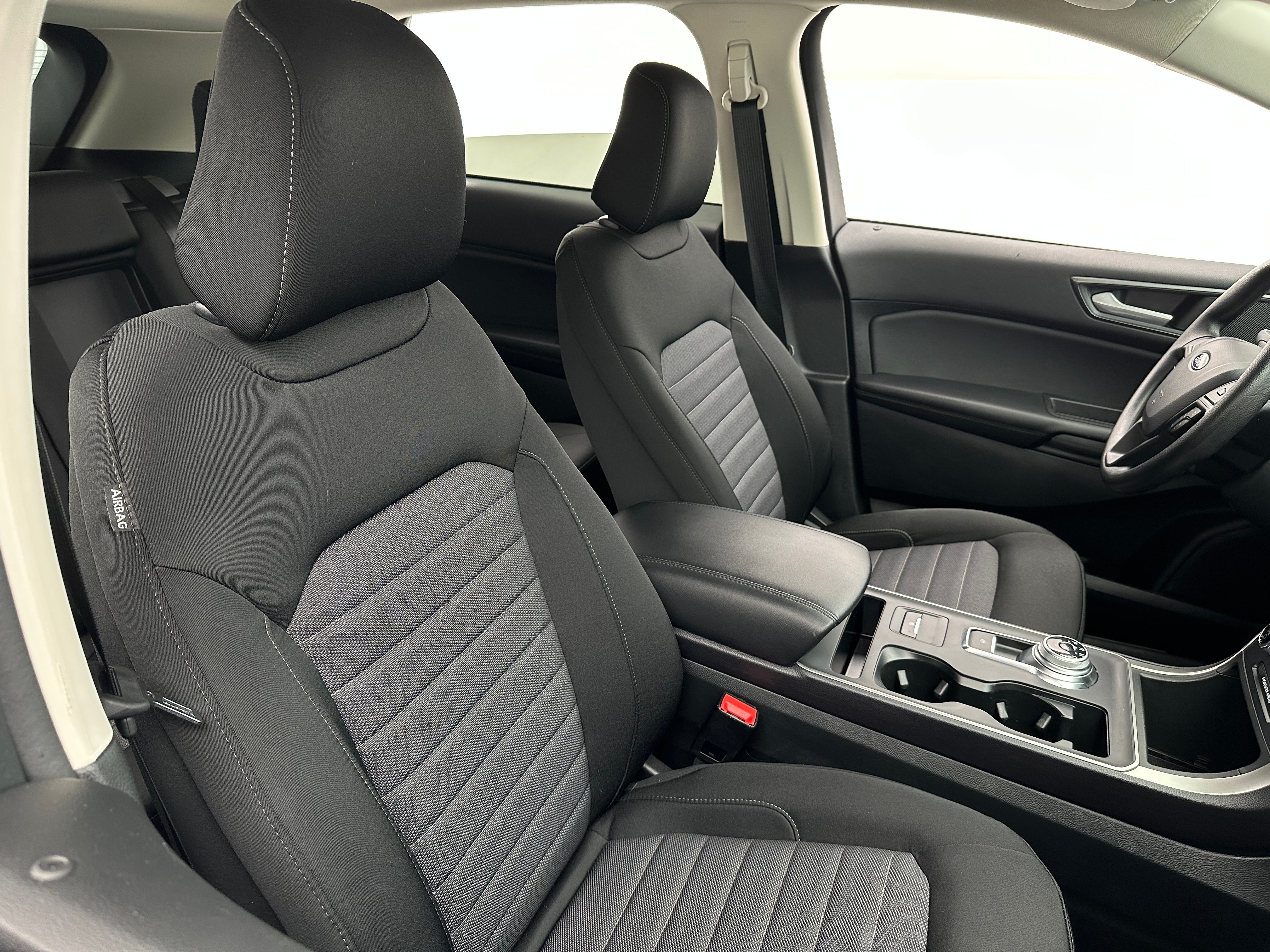 2024 Ford Edge SE 2