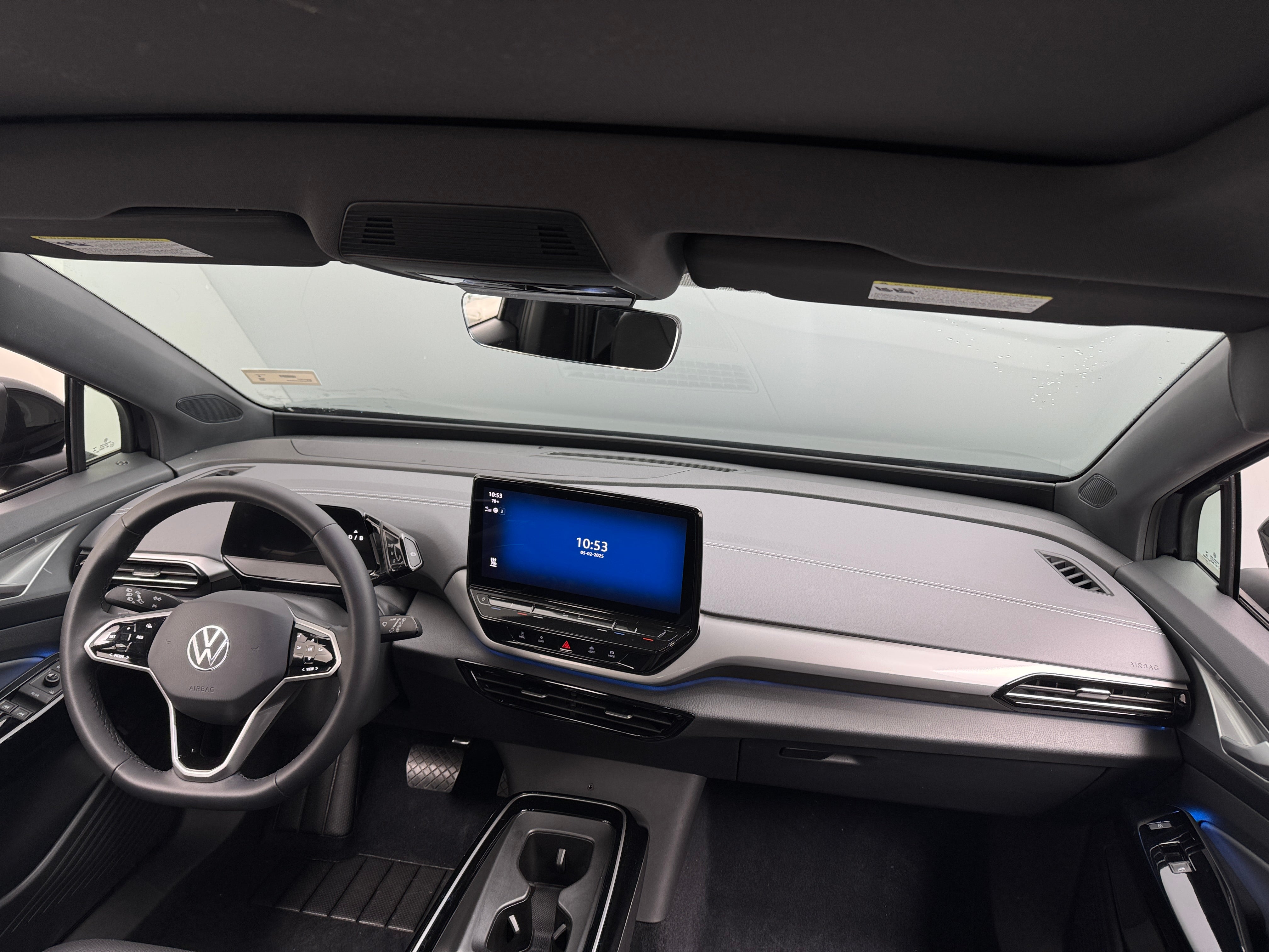 2023 Volkswagen ID.4 Pro S 2