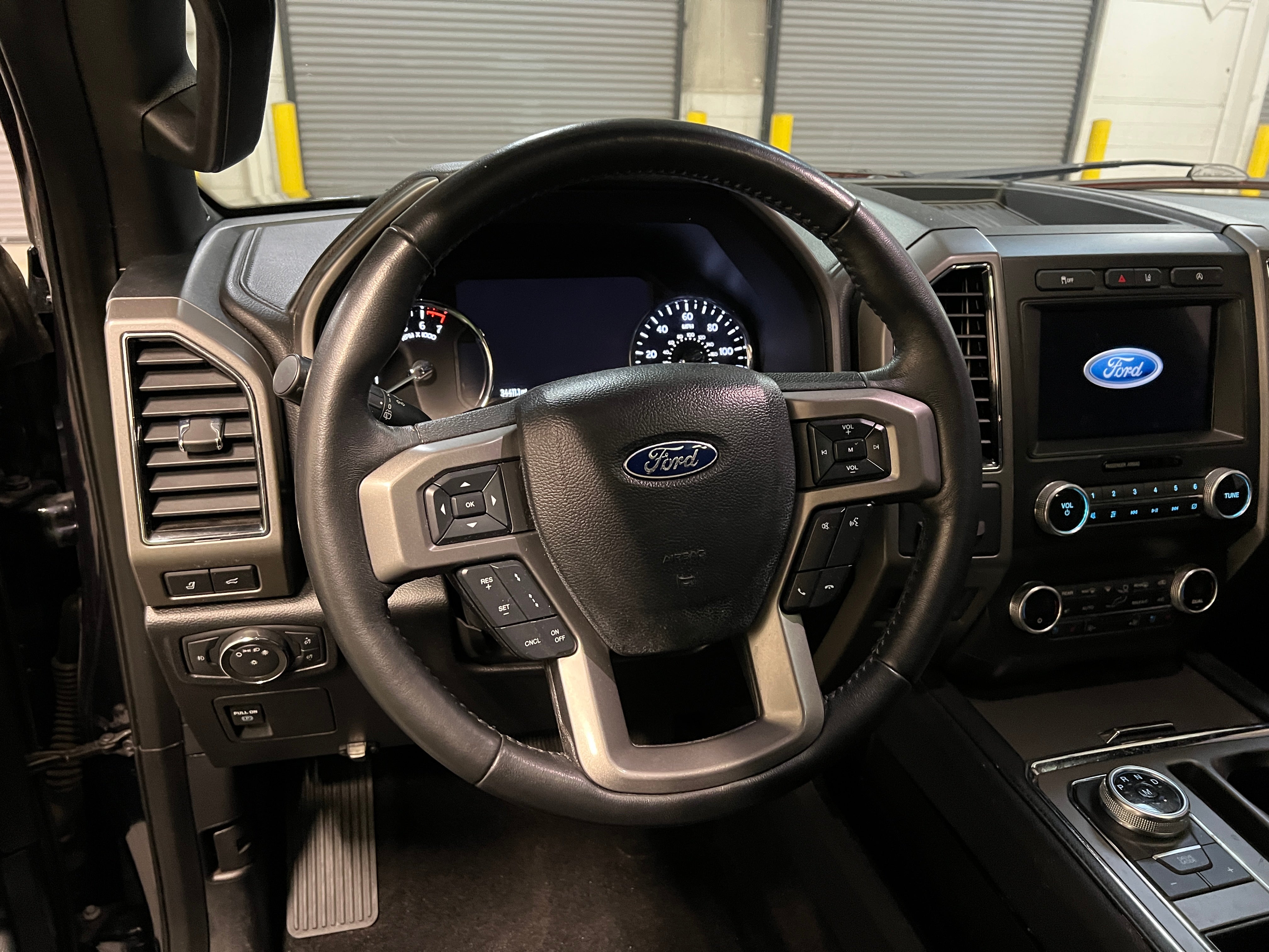 2021 Ford Expedition MAX XLT 4