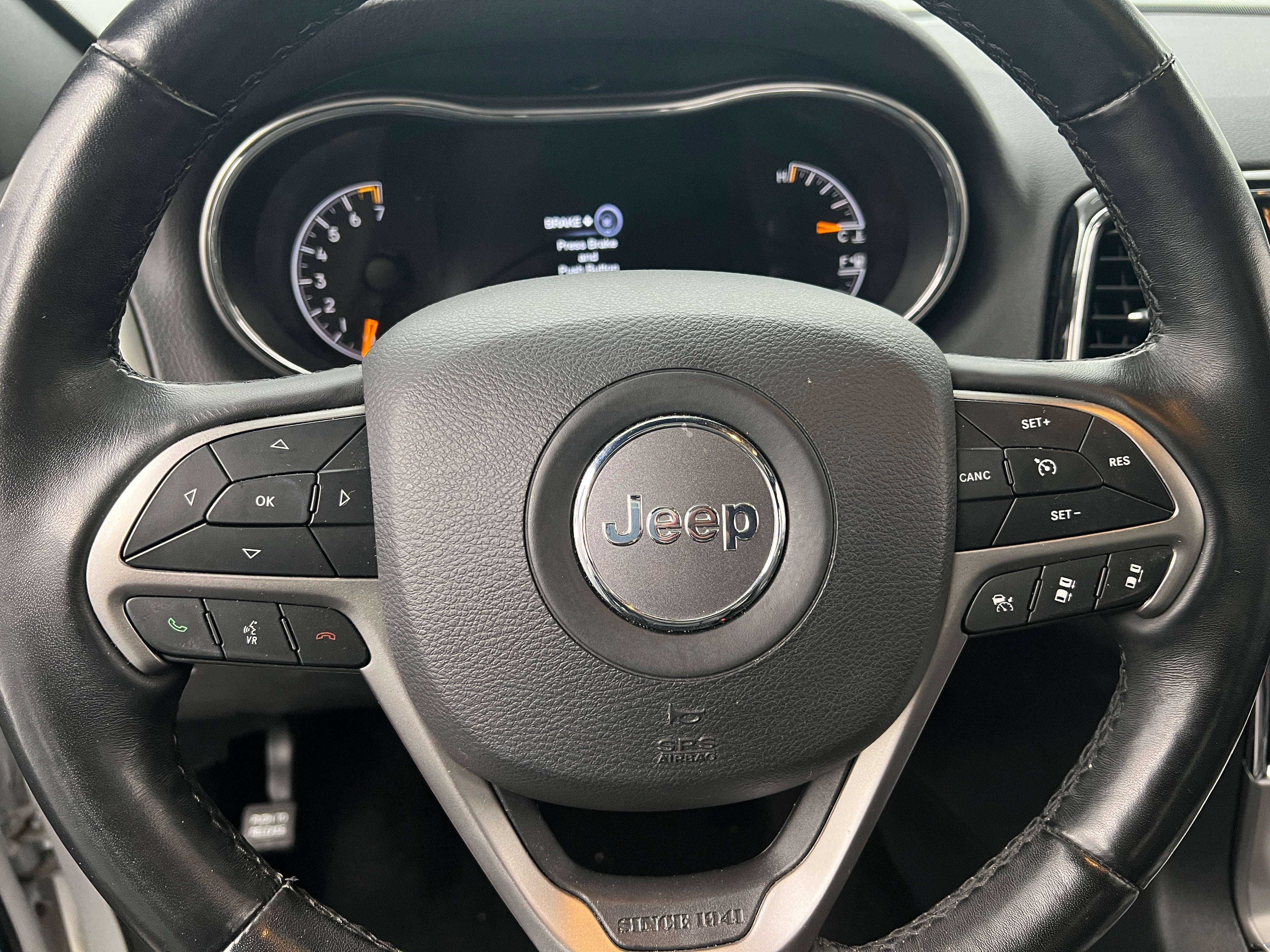 2019 Jeep Grand Cherokee Limited Edition 4