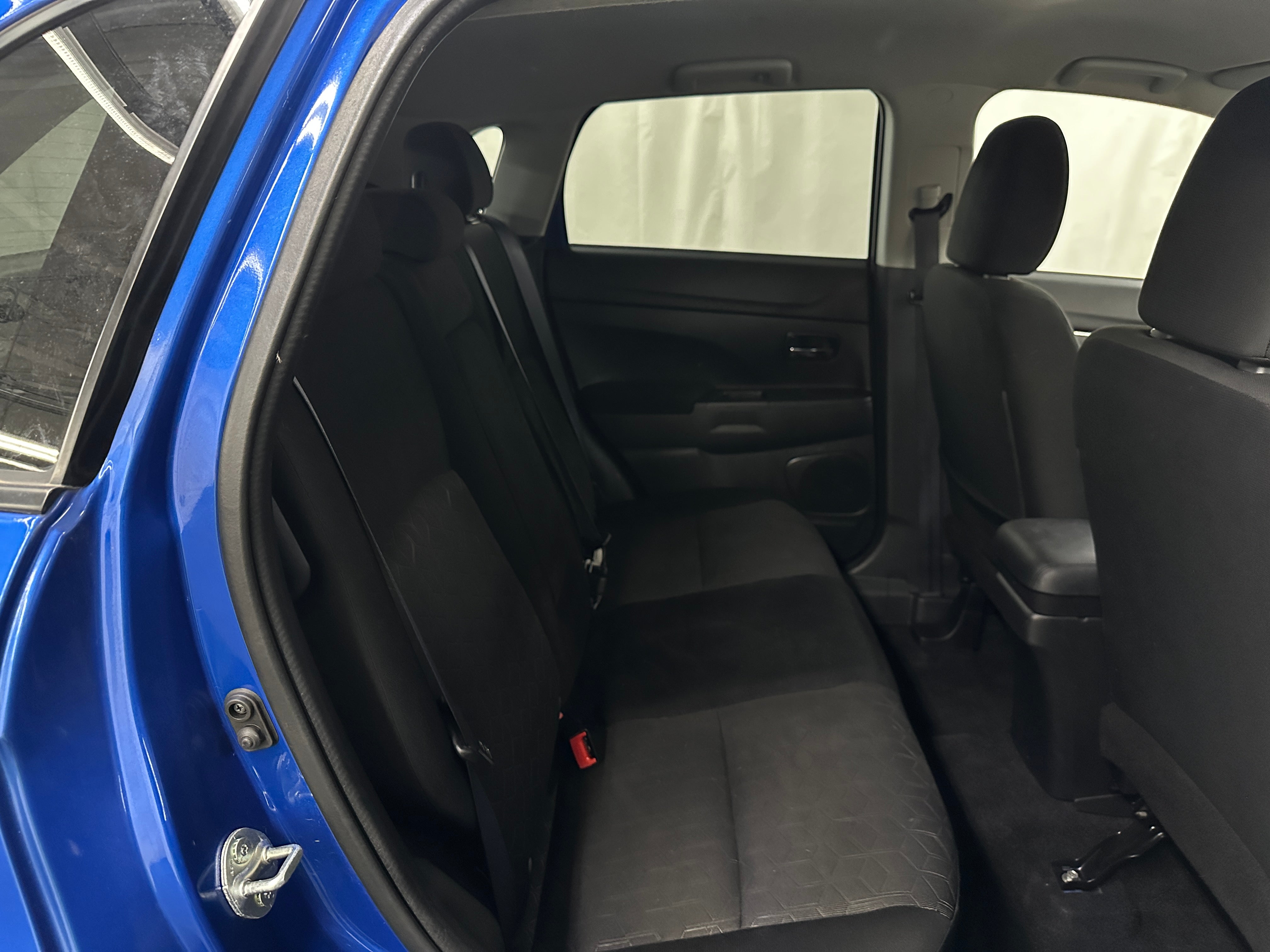 2021 Mitsubishi Outlander Sport ES 6