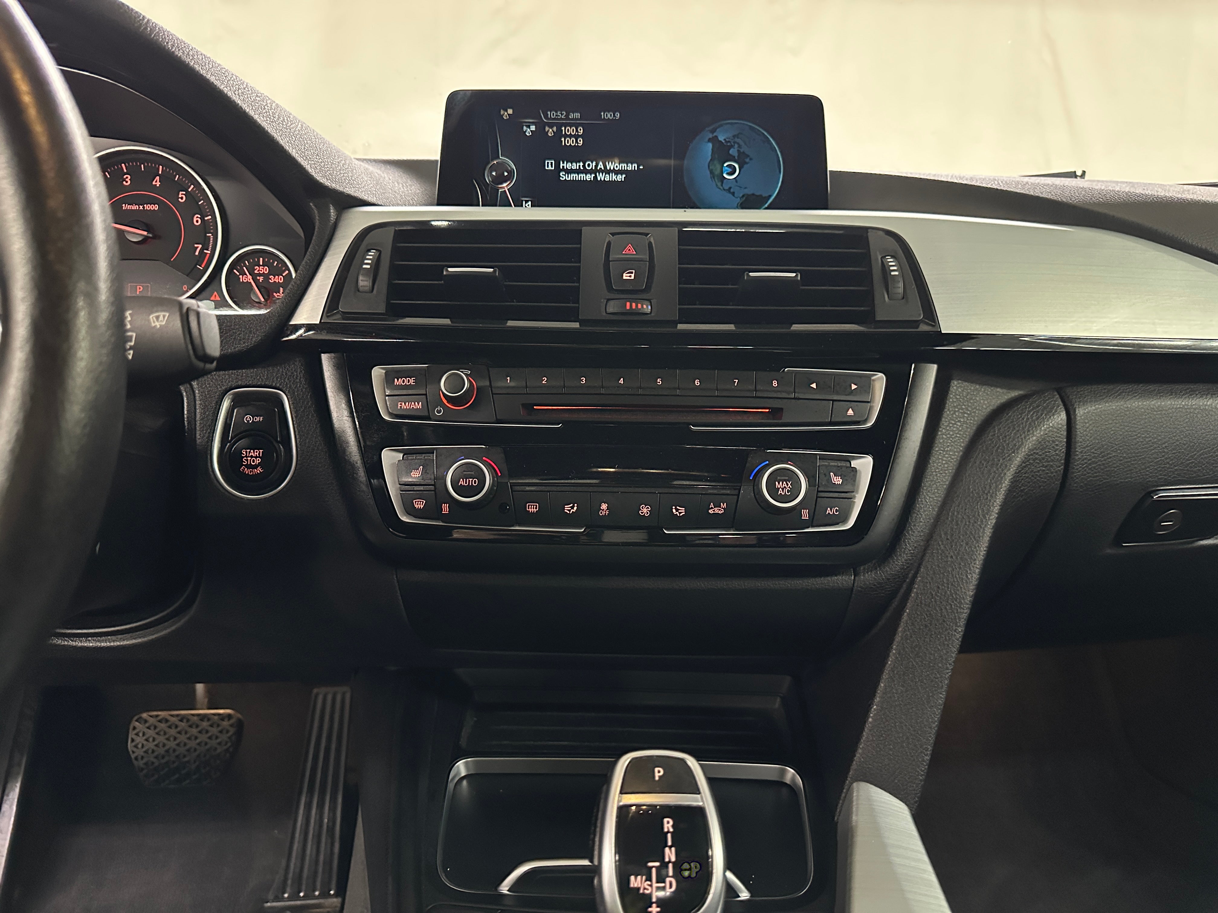 2016 BMW 4 Series 428i xDrive 3