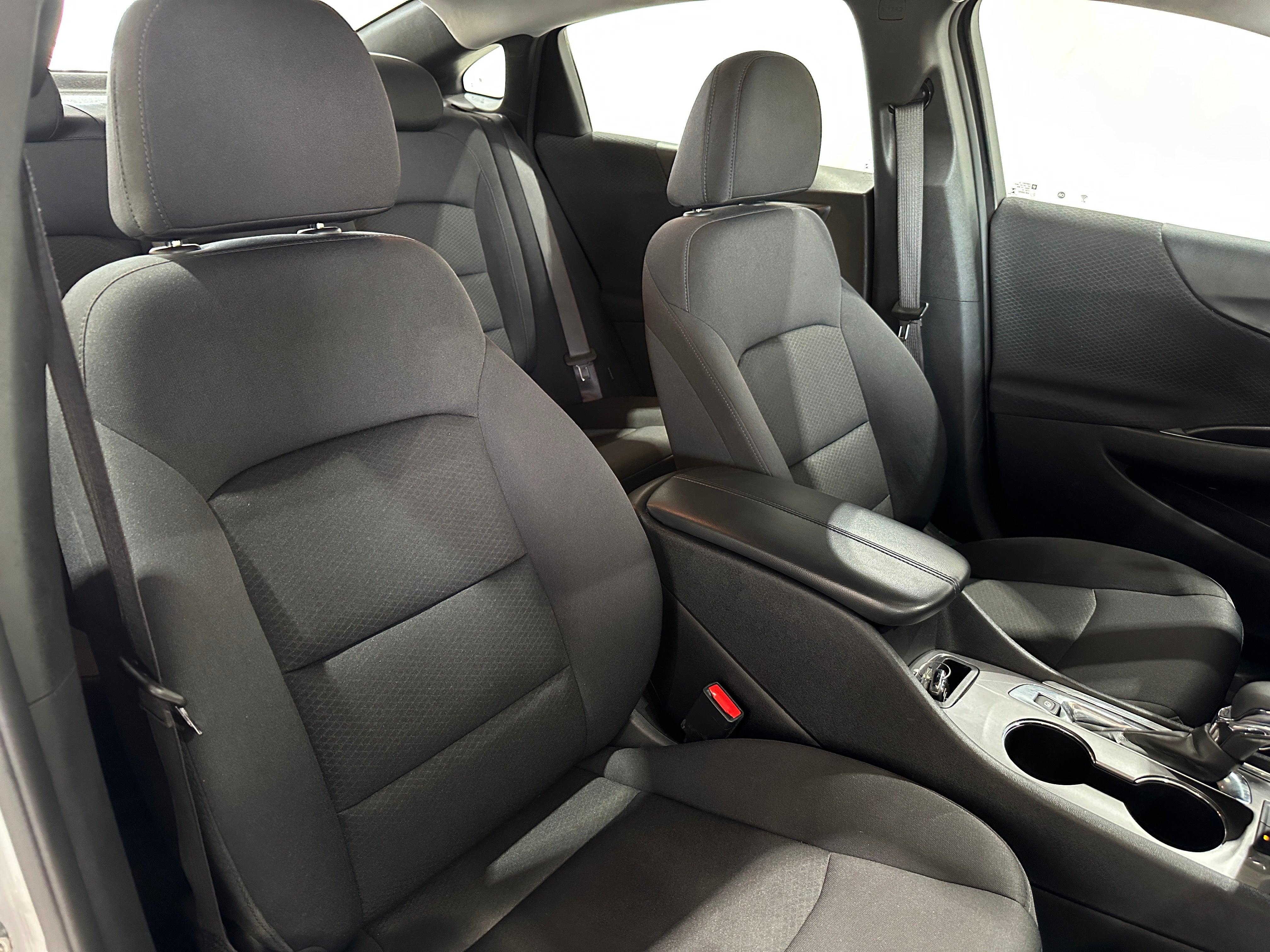 2023 Chevrolet Malibu LT 2