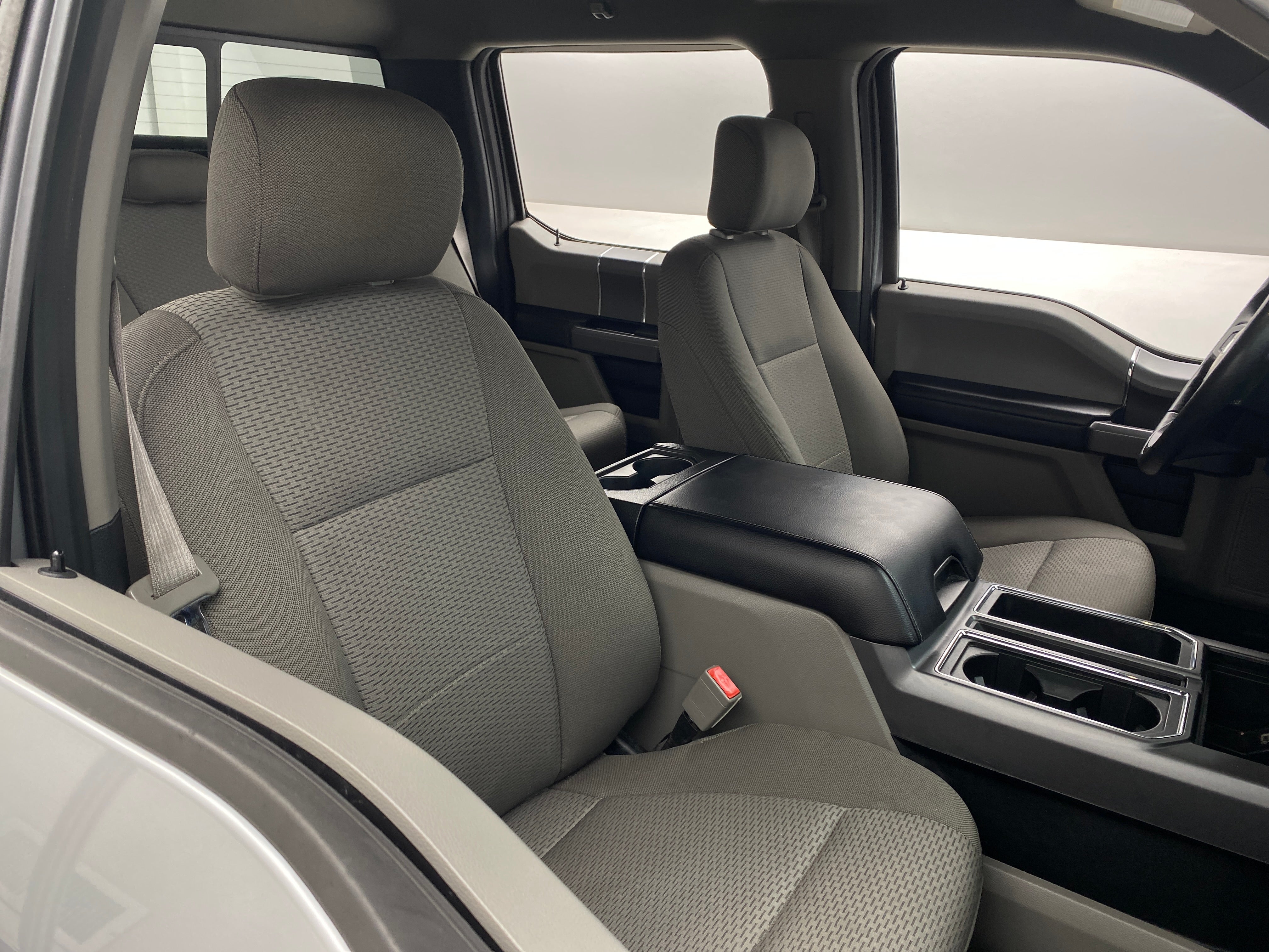 2020 Ford Econoline E-150 2