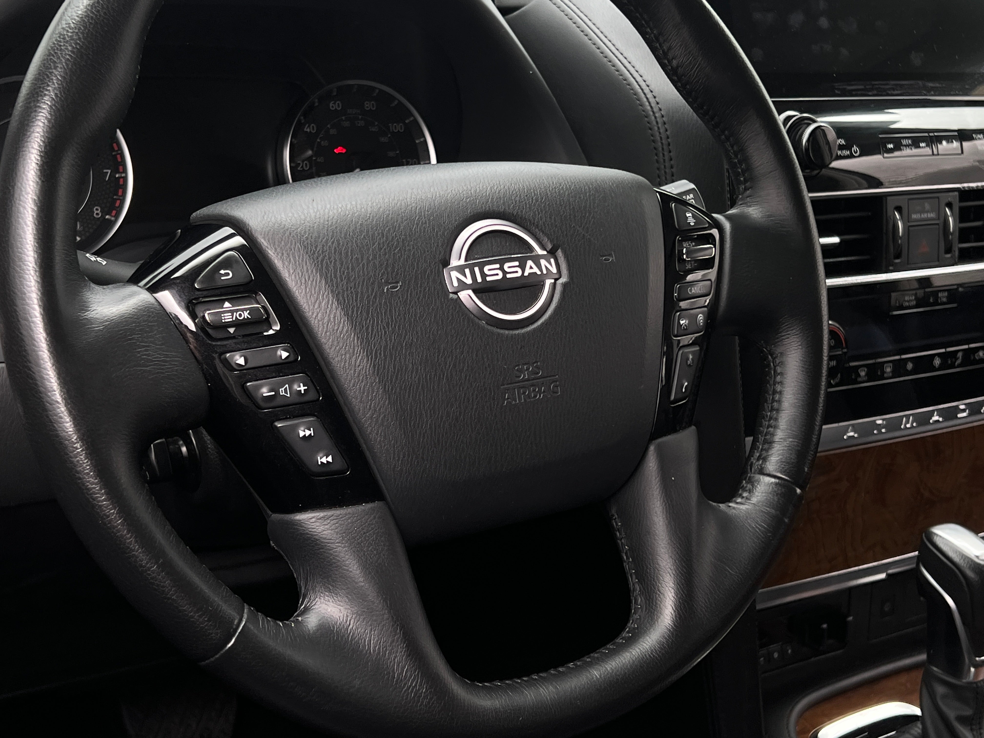 2023 Nissan Armada SL 4