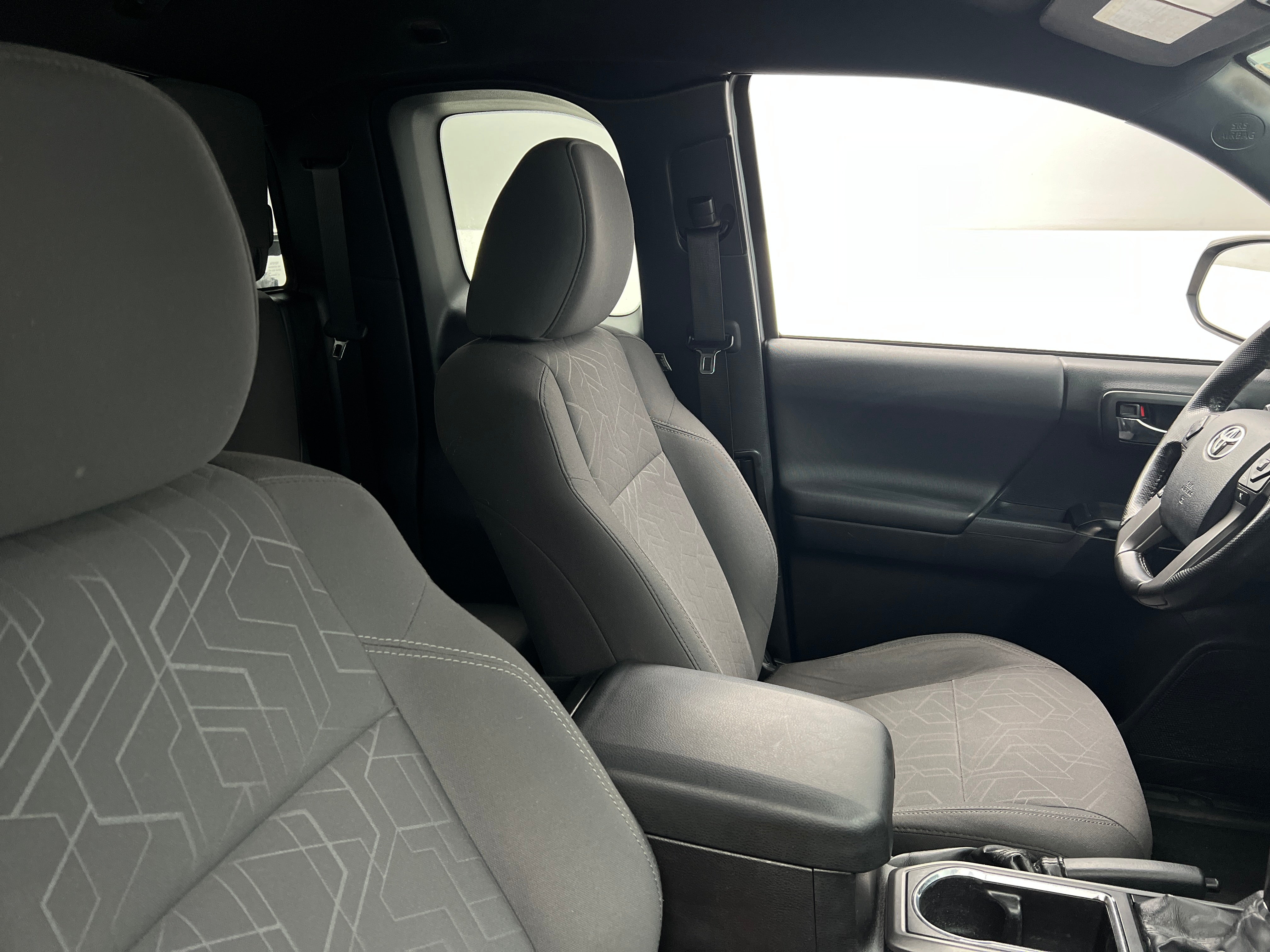 2016 Toyota Tacoma TRD Off-Road 2